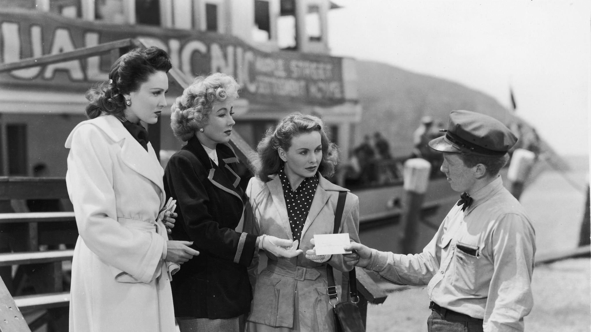 A Letter to Three Wives scene photo