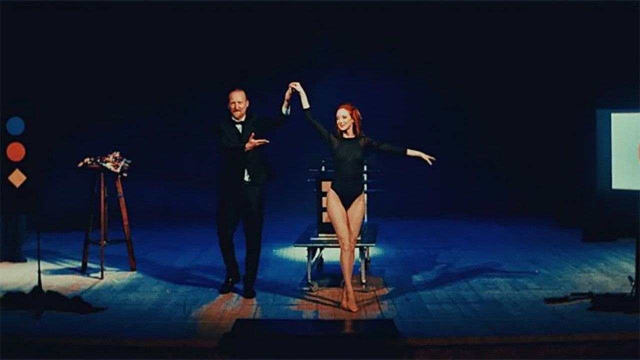 Abrakadabra scene photo