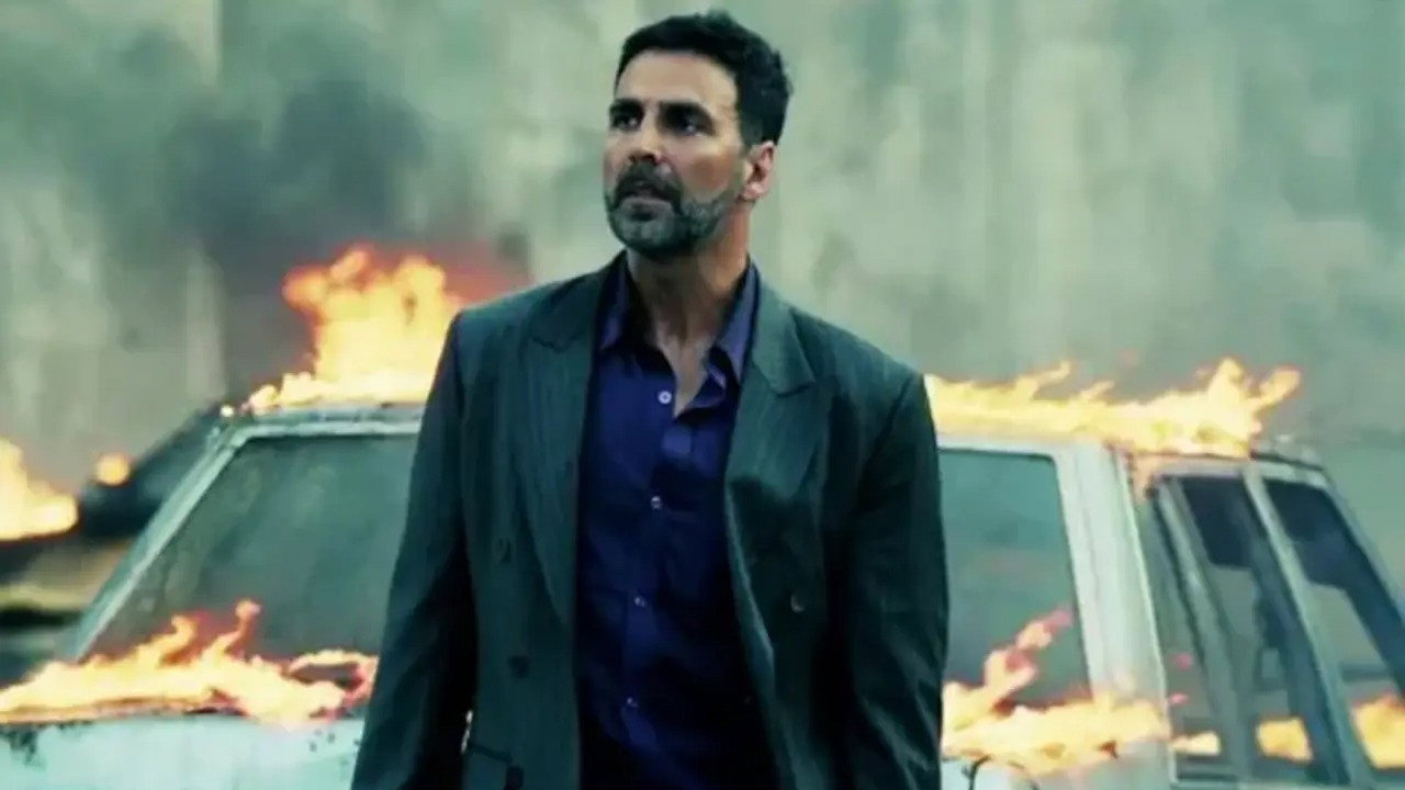 Airlift scene photo