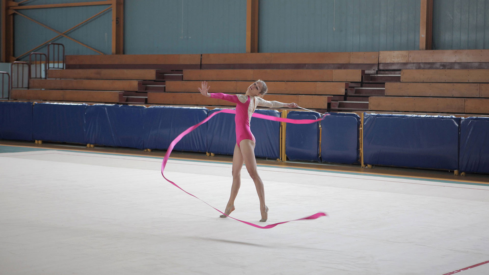 Alpeis scene photo