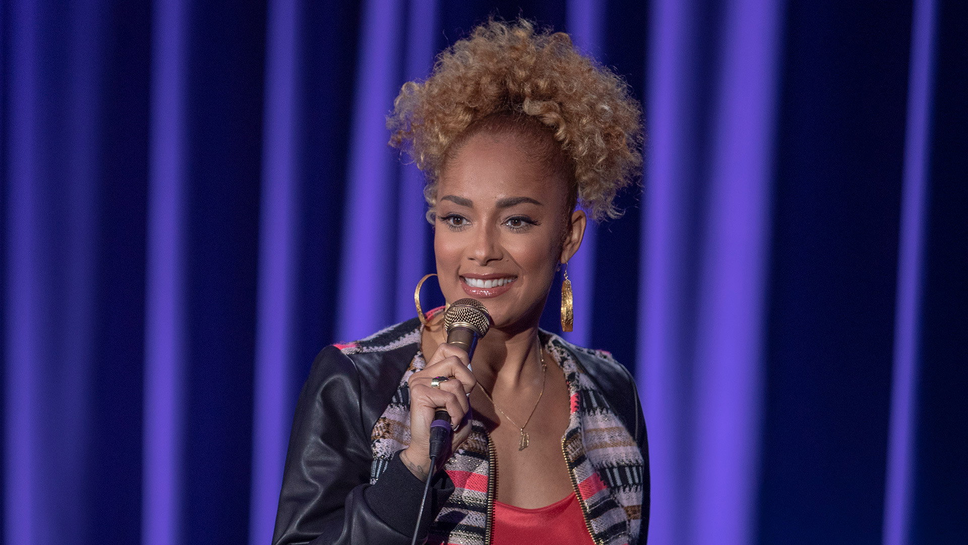 Amanda Seales: I Be Knowin' scene photo
