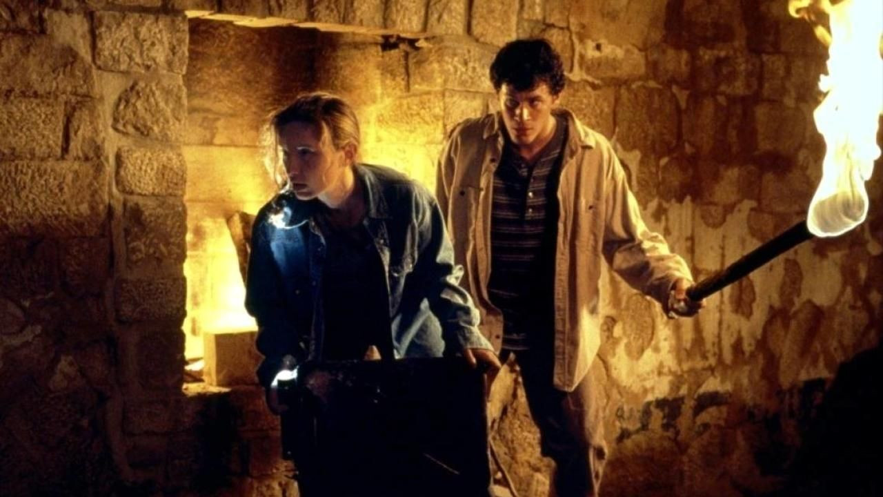 An American Werewolf in Paris scene photo