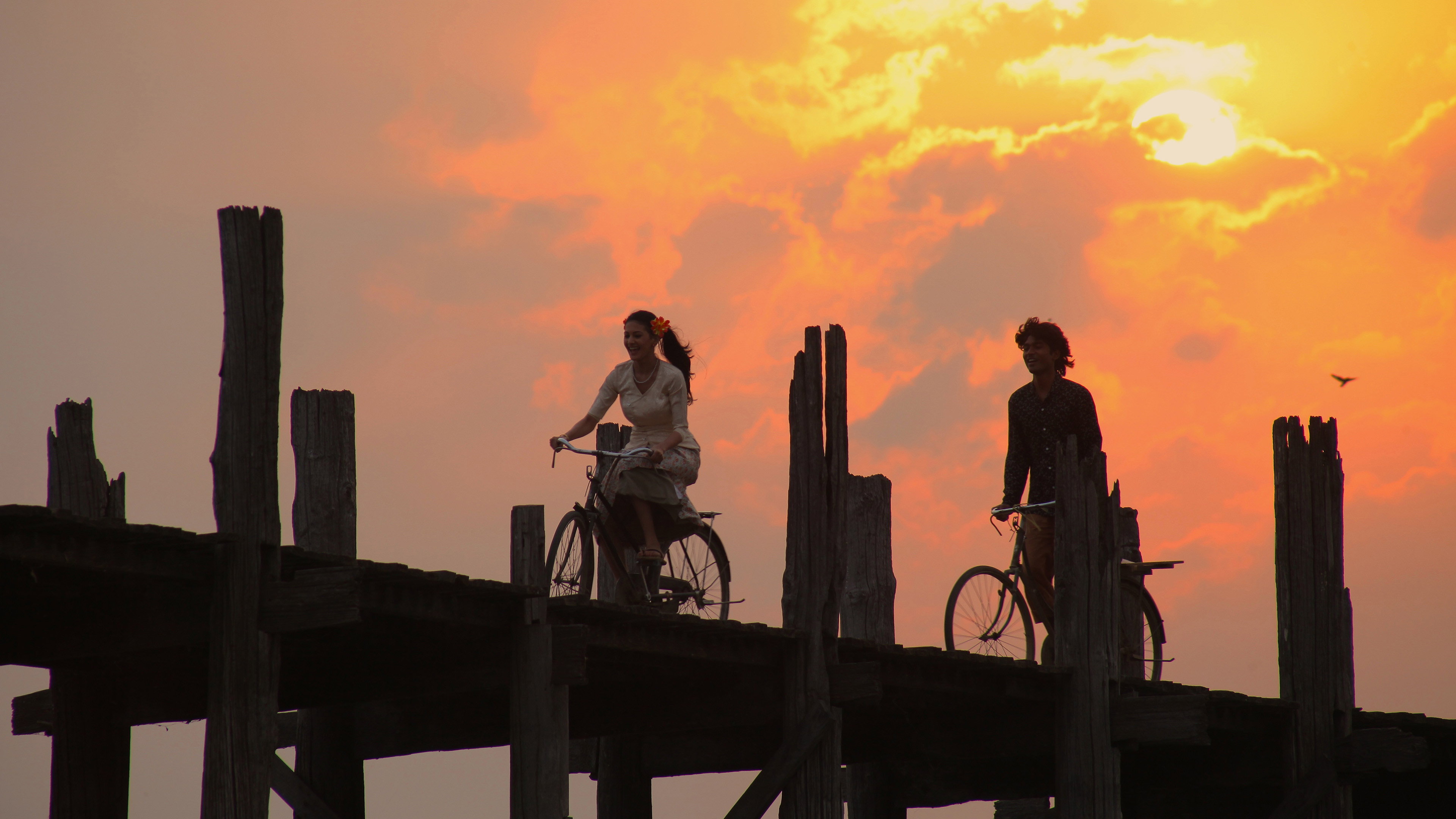 Anegan scene photo