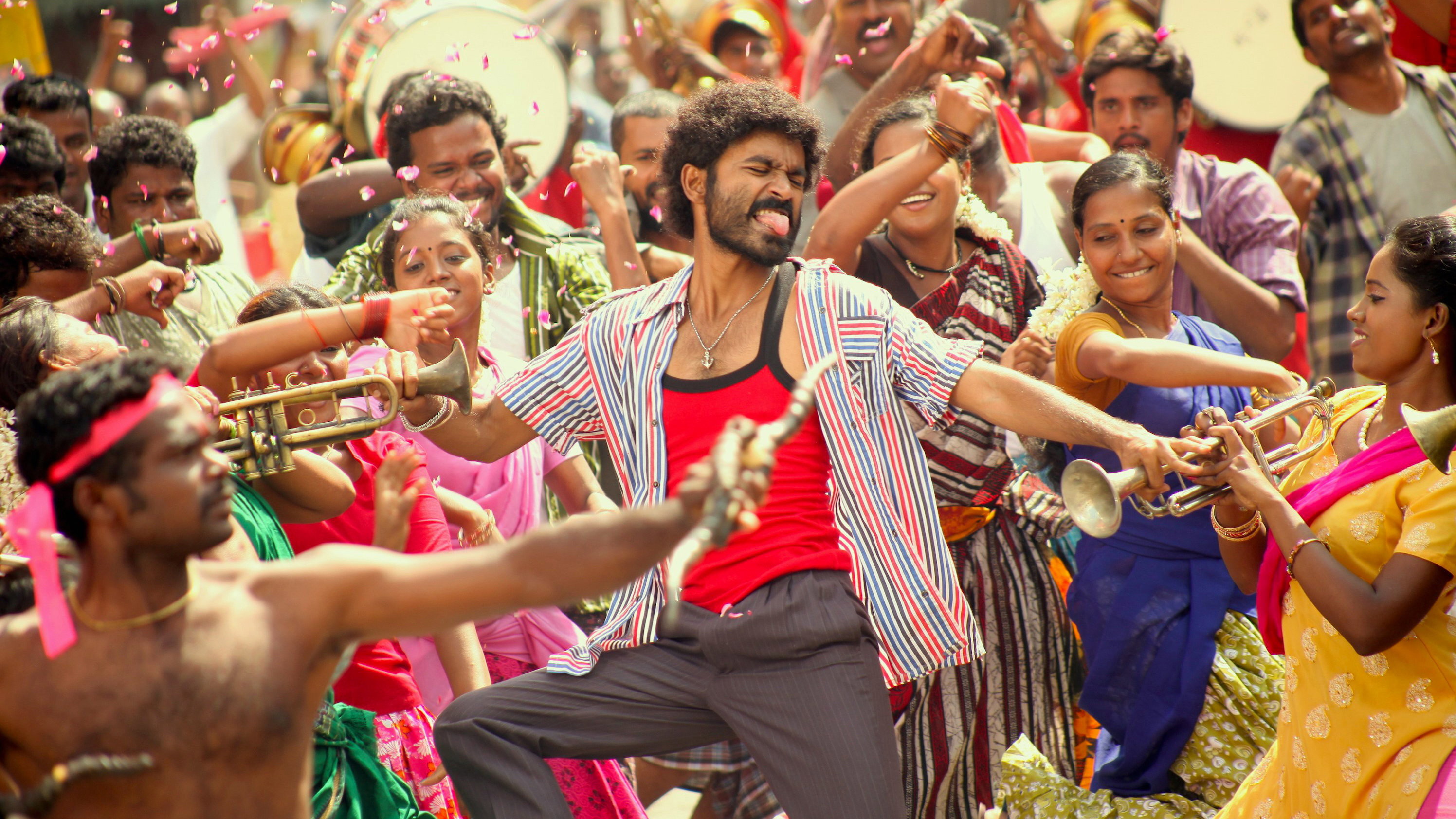 Anegan scene photo