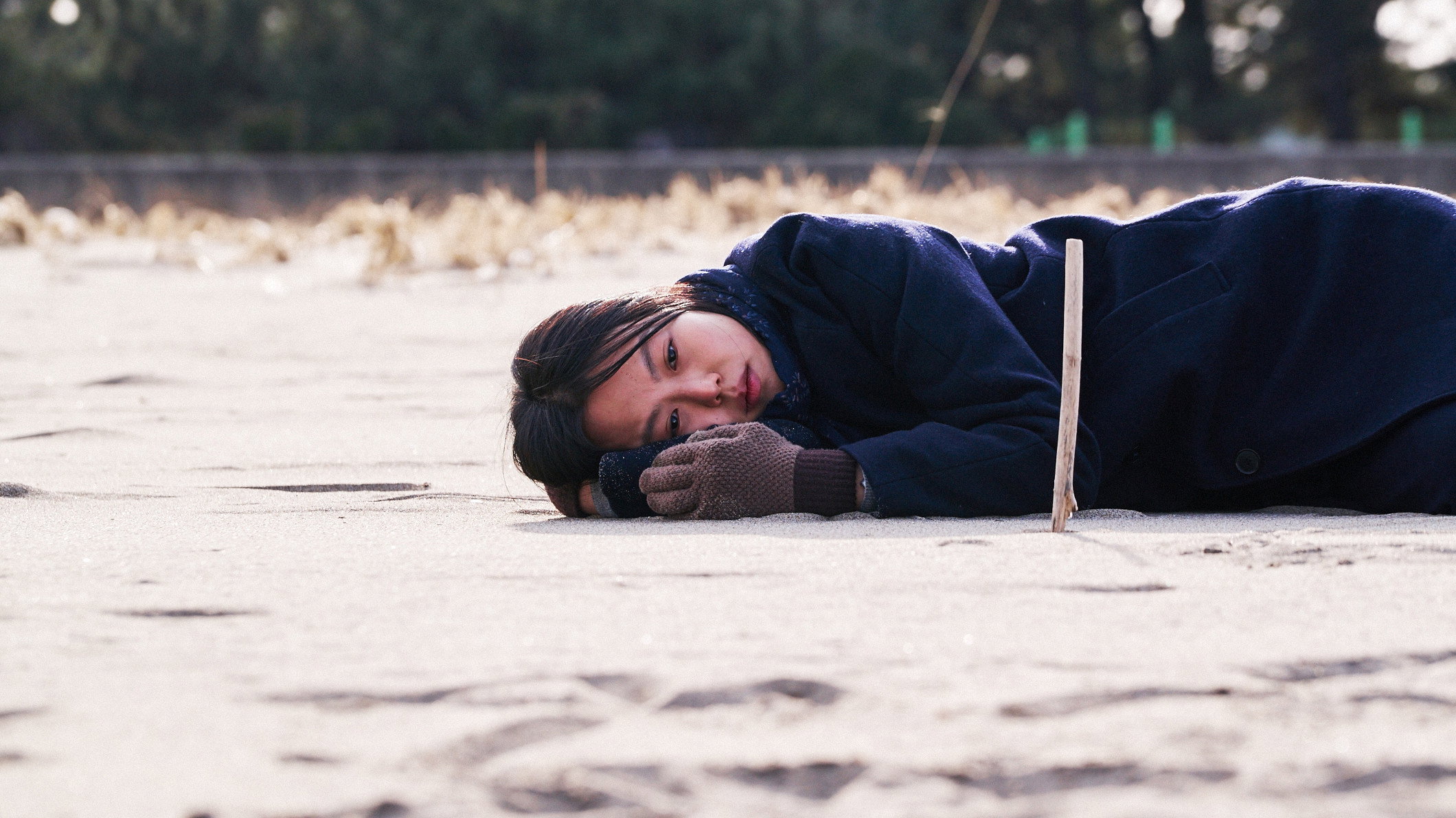Bamui haebyun-eoseo honja scene photo