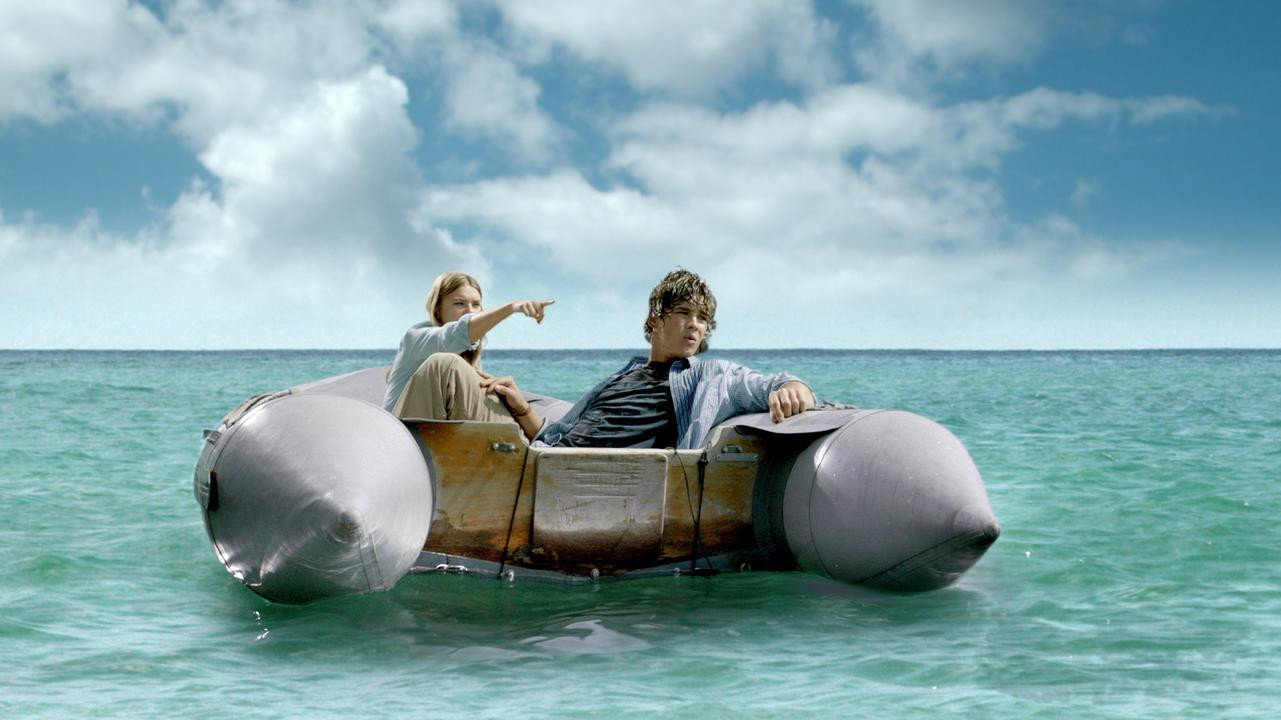 Blue Lagoon: The Awakening scene photo