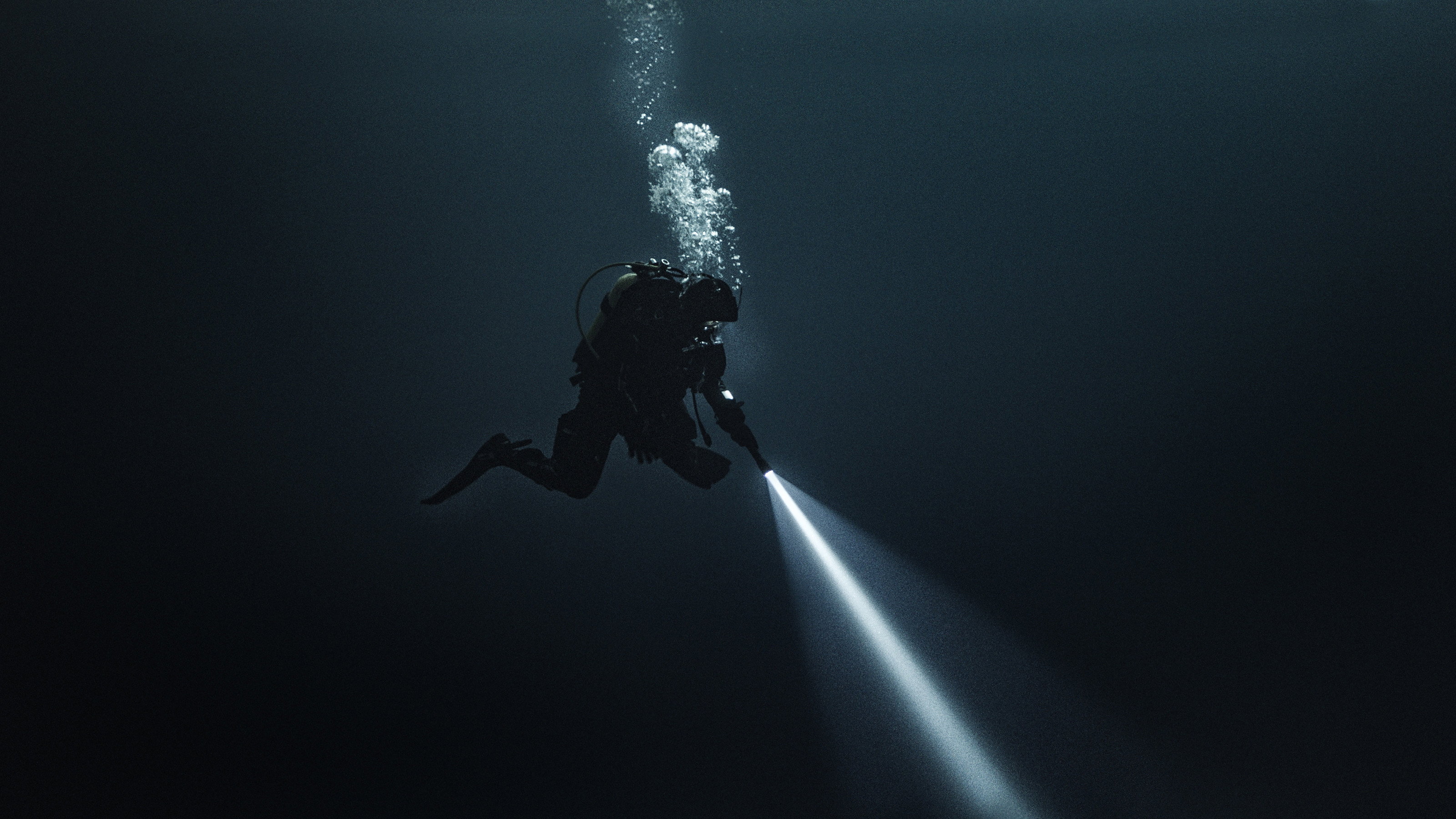 Breaking Surface scene photo