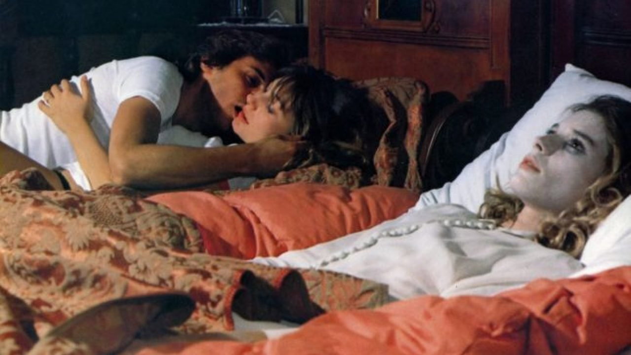 Buio Omega scene photo