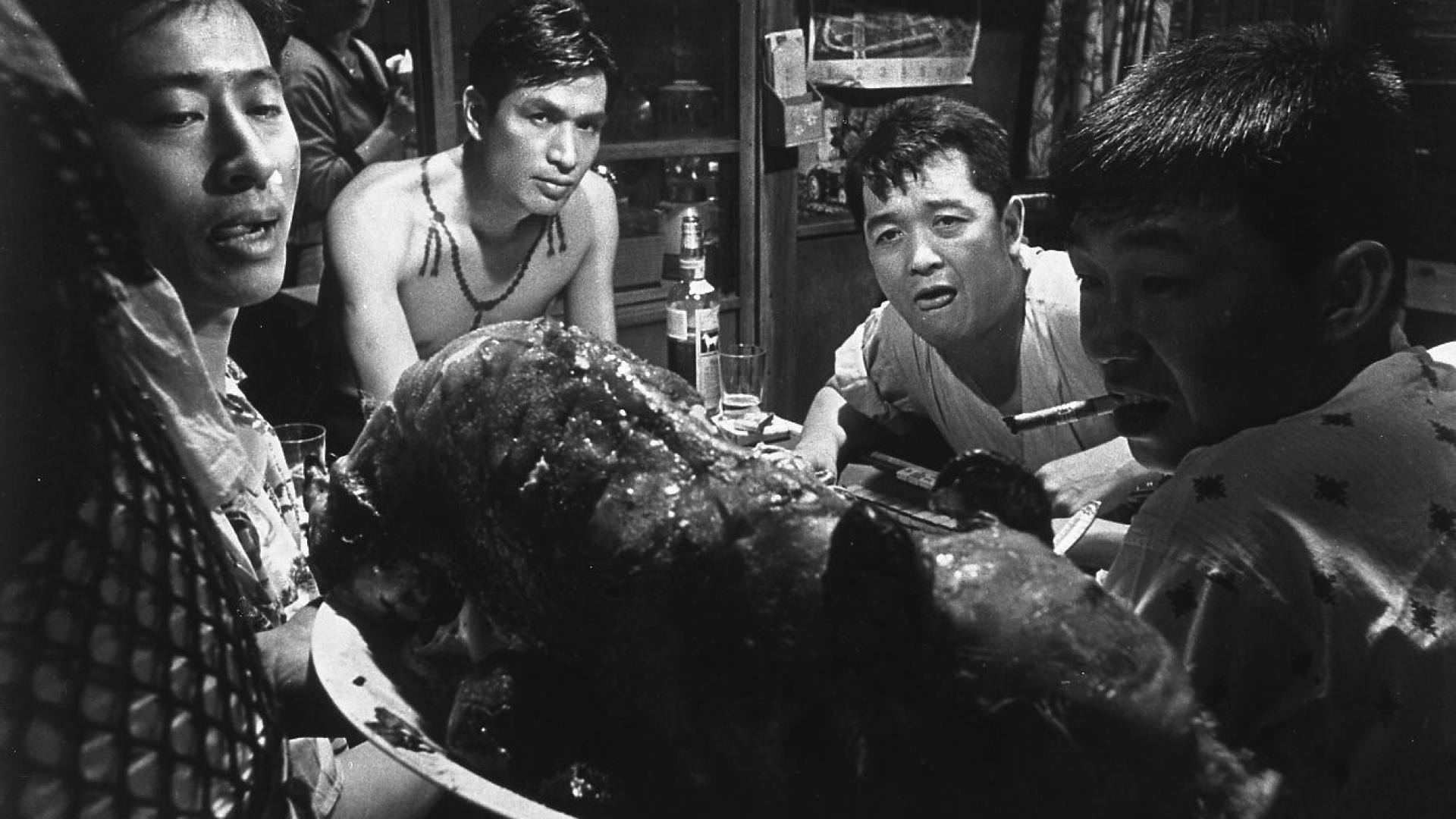 Buta to gunkan scene photo