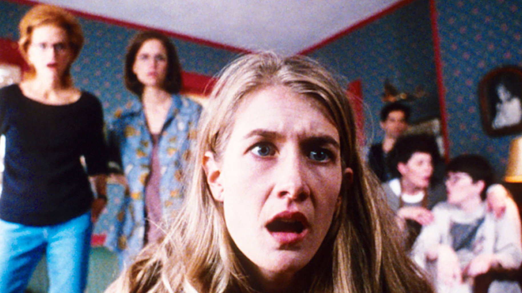 Citizen Ruth scene photo