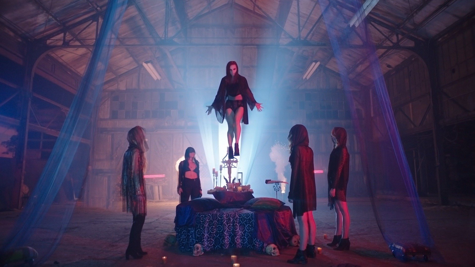 Coven scene photo