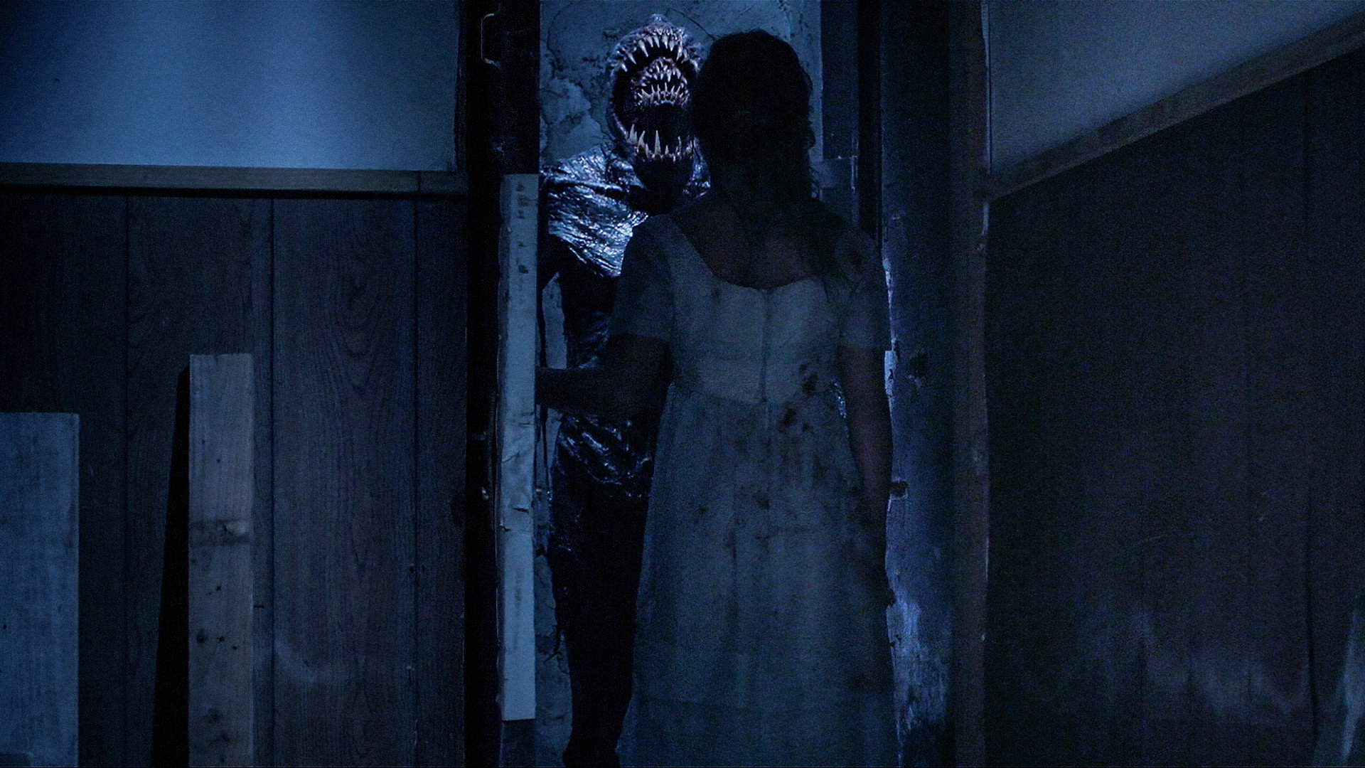 D-Railed scene photo