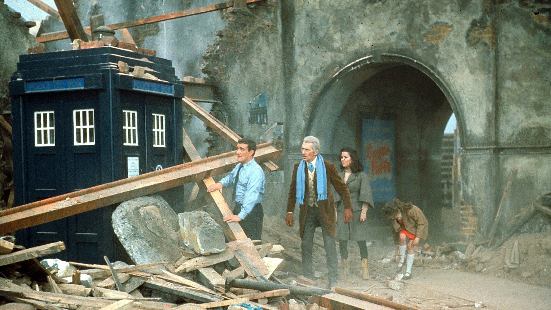 Daleks' Invasion Earth 2150 A.D. scene photo