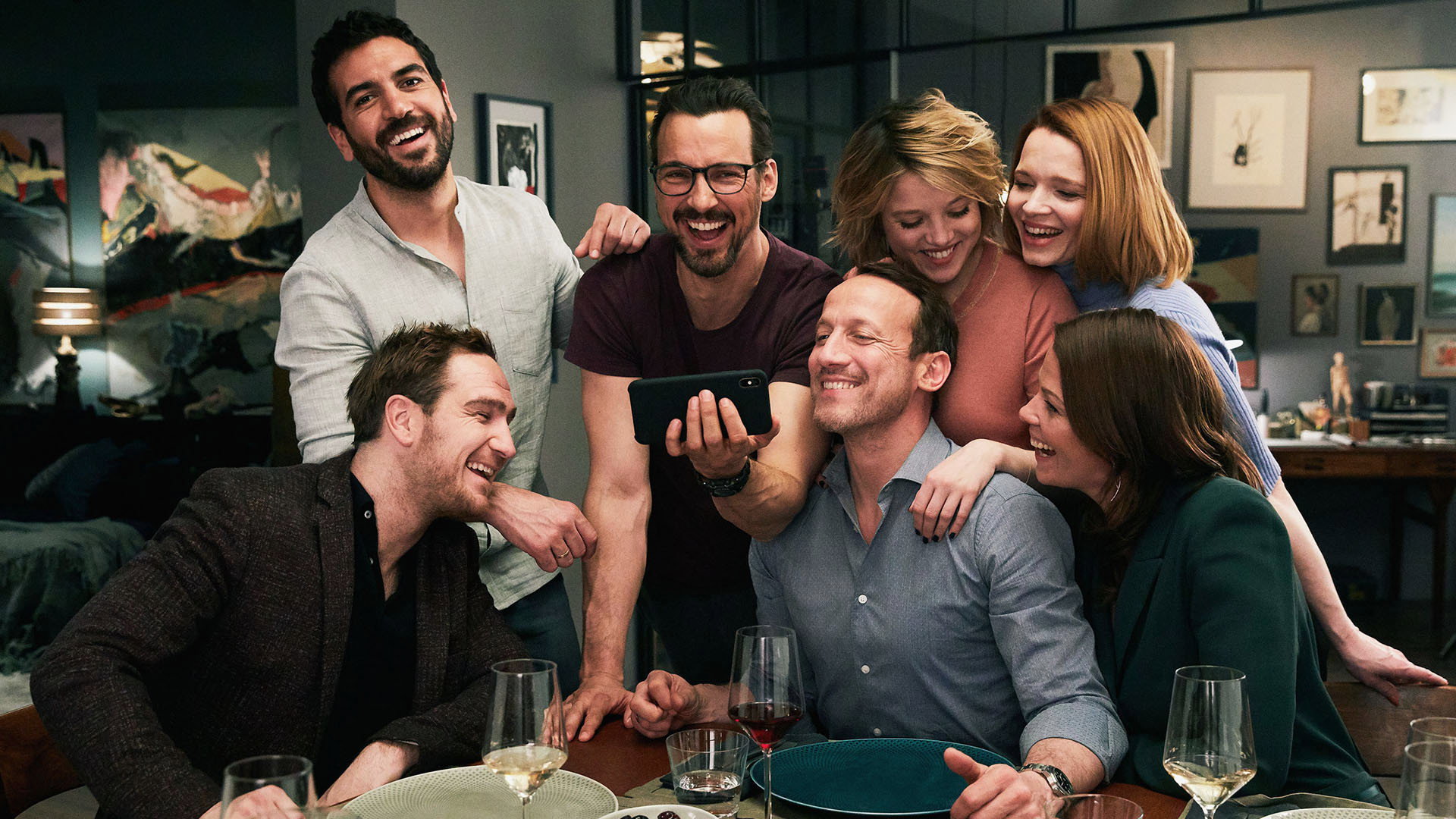 Das perfekte Geheimnis scene photo