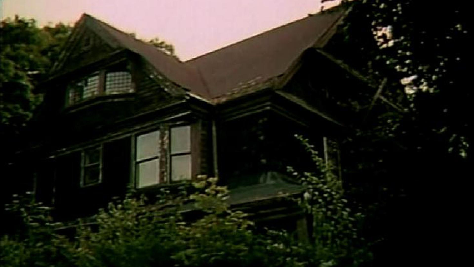 Deadly Manor scene photo