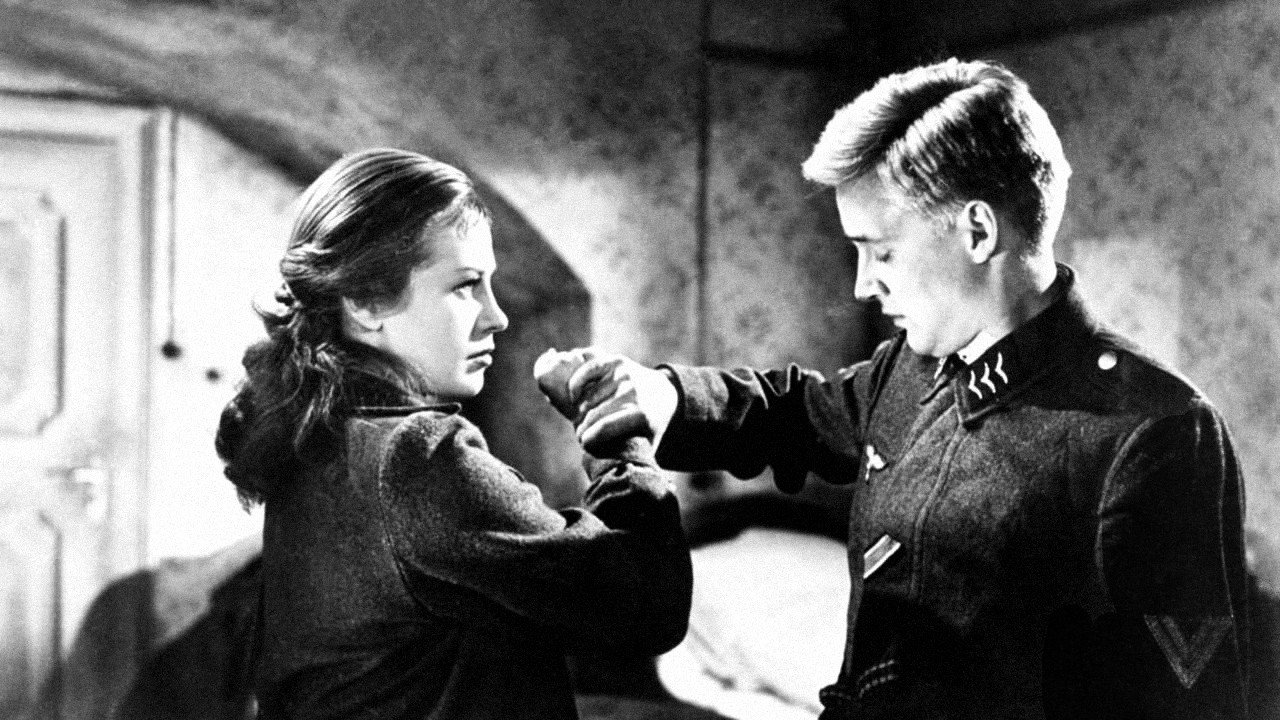 Decision Before Dawn scene photo