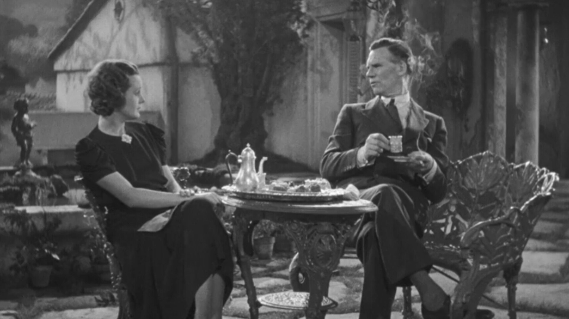 Dodsworth scene photo