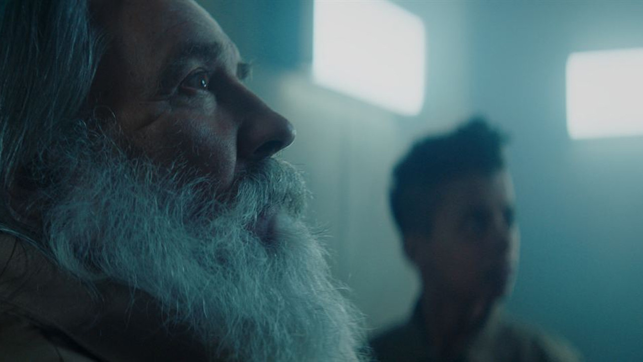 El hoyo scene photo