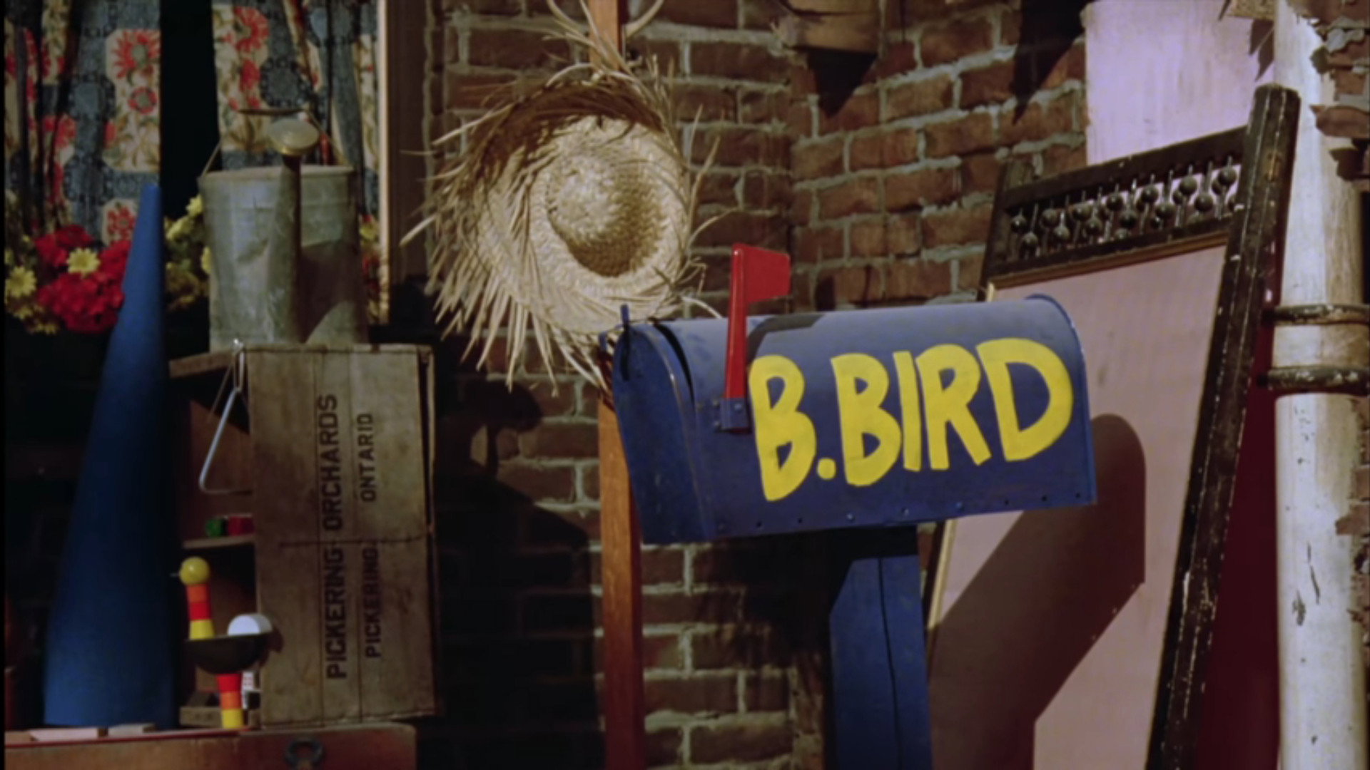 Follow That Bird scene photo
