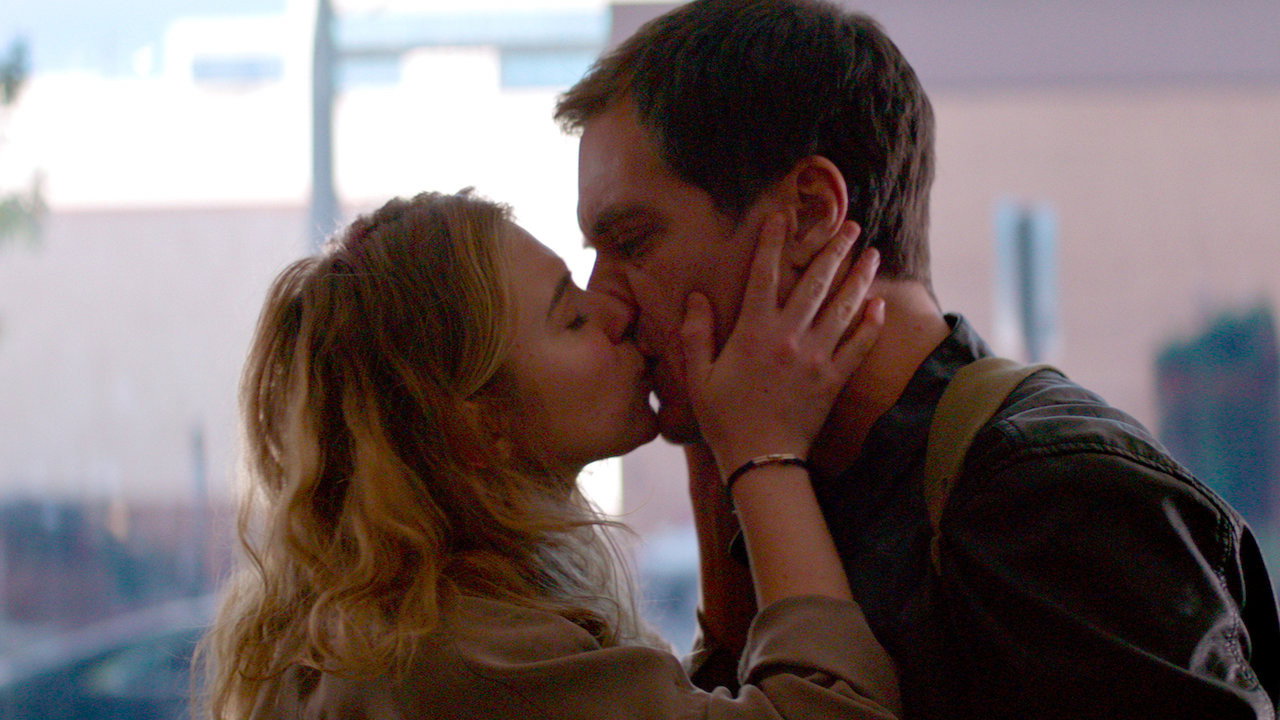 Frank & Lola scene photo