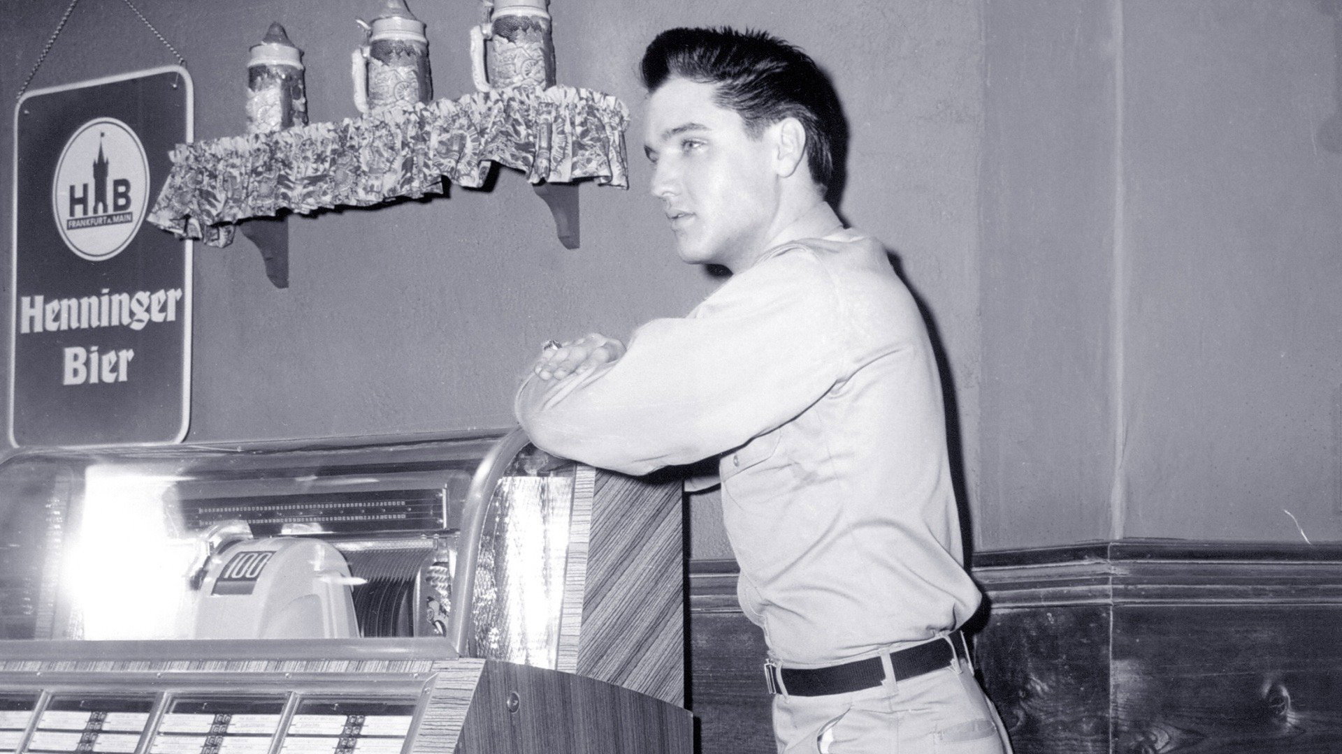 G.I. Blues scene photo