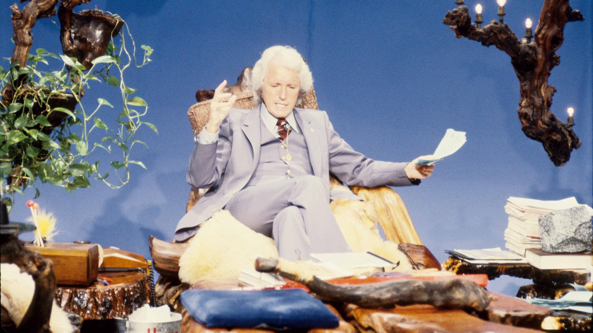 Glaube und Währung - Dr. Gene Scott, Fernsehprediger scene photo