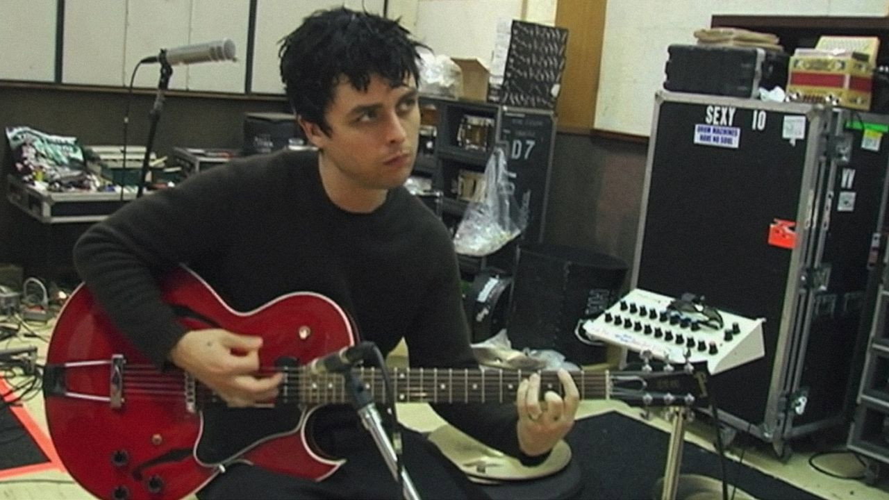 Green Day: Heart Like a Hand Grenade scene photo