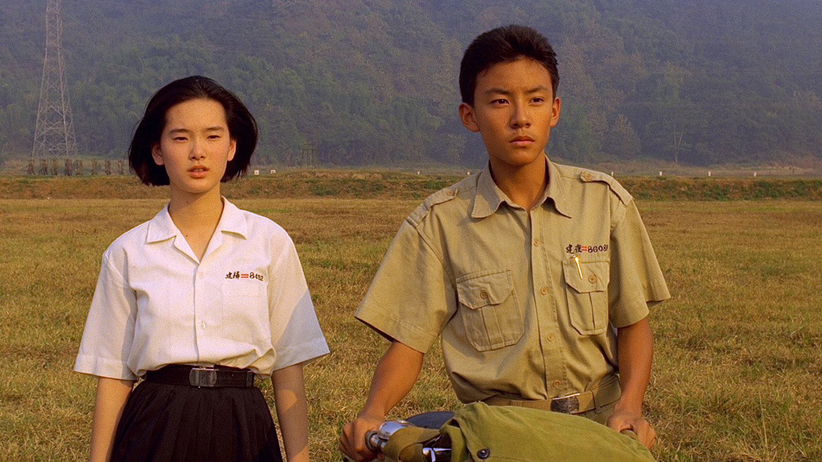 Guling jie shaonian sharen shijian scene photo