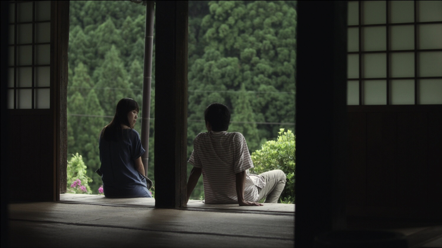 Han yeo-reum-ui pan-ta-ji-a scene photo