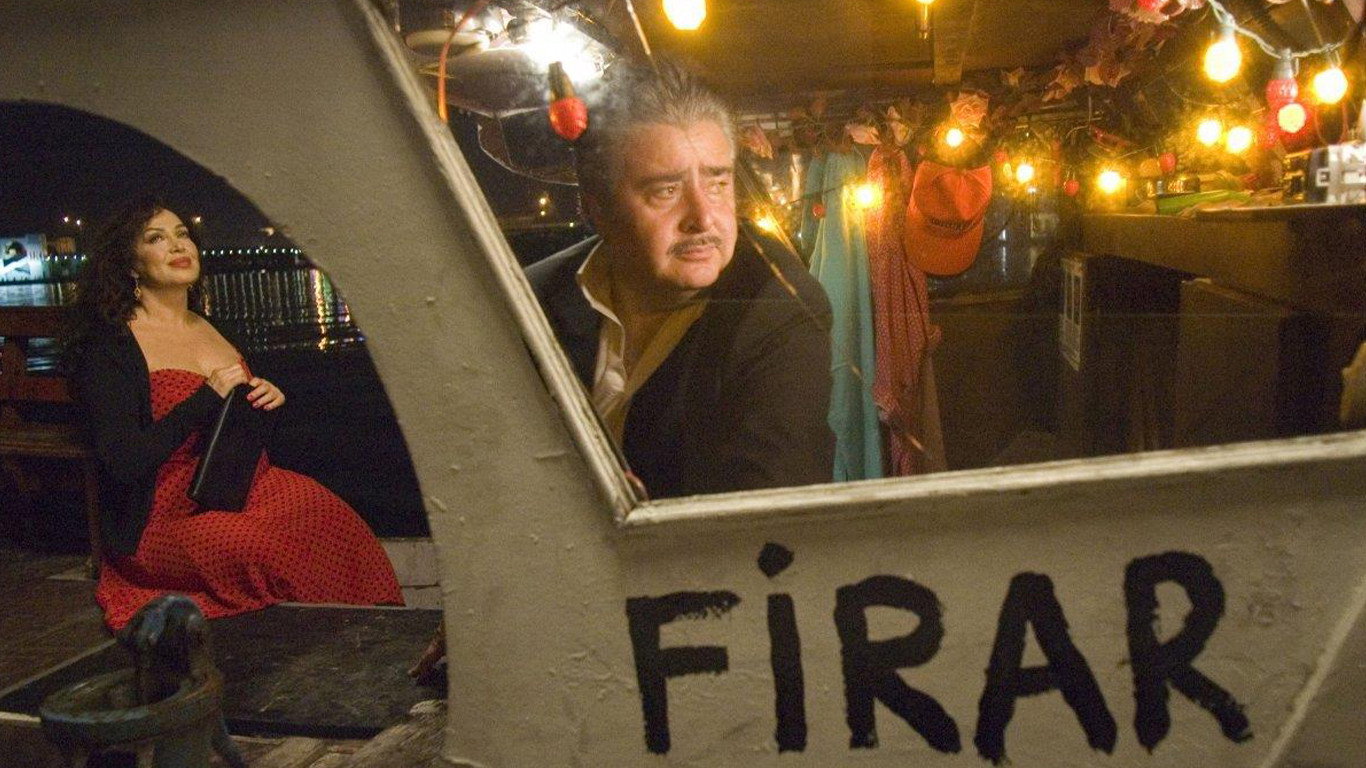 Hayatimin Kadinisin scene photo