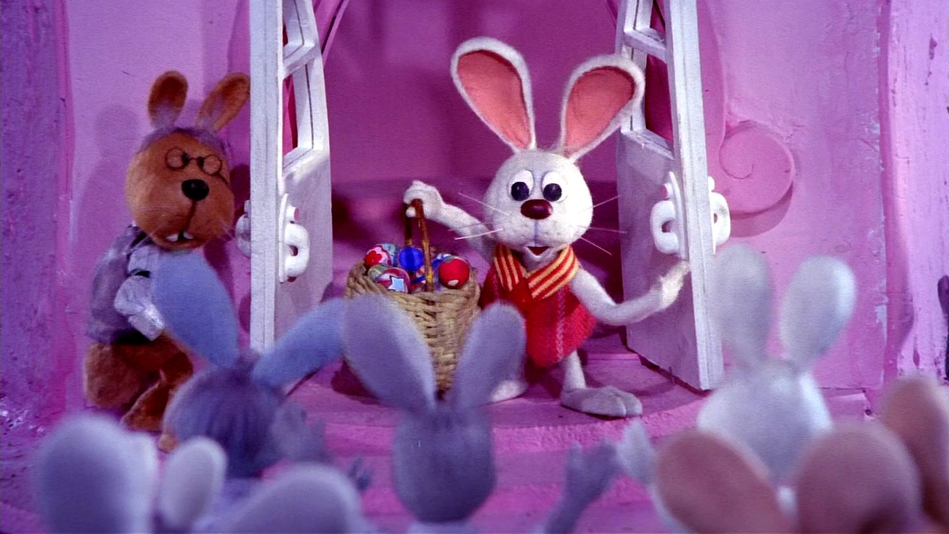 Here Comes Peter Cottontail scene photo