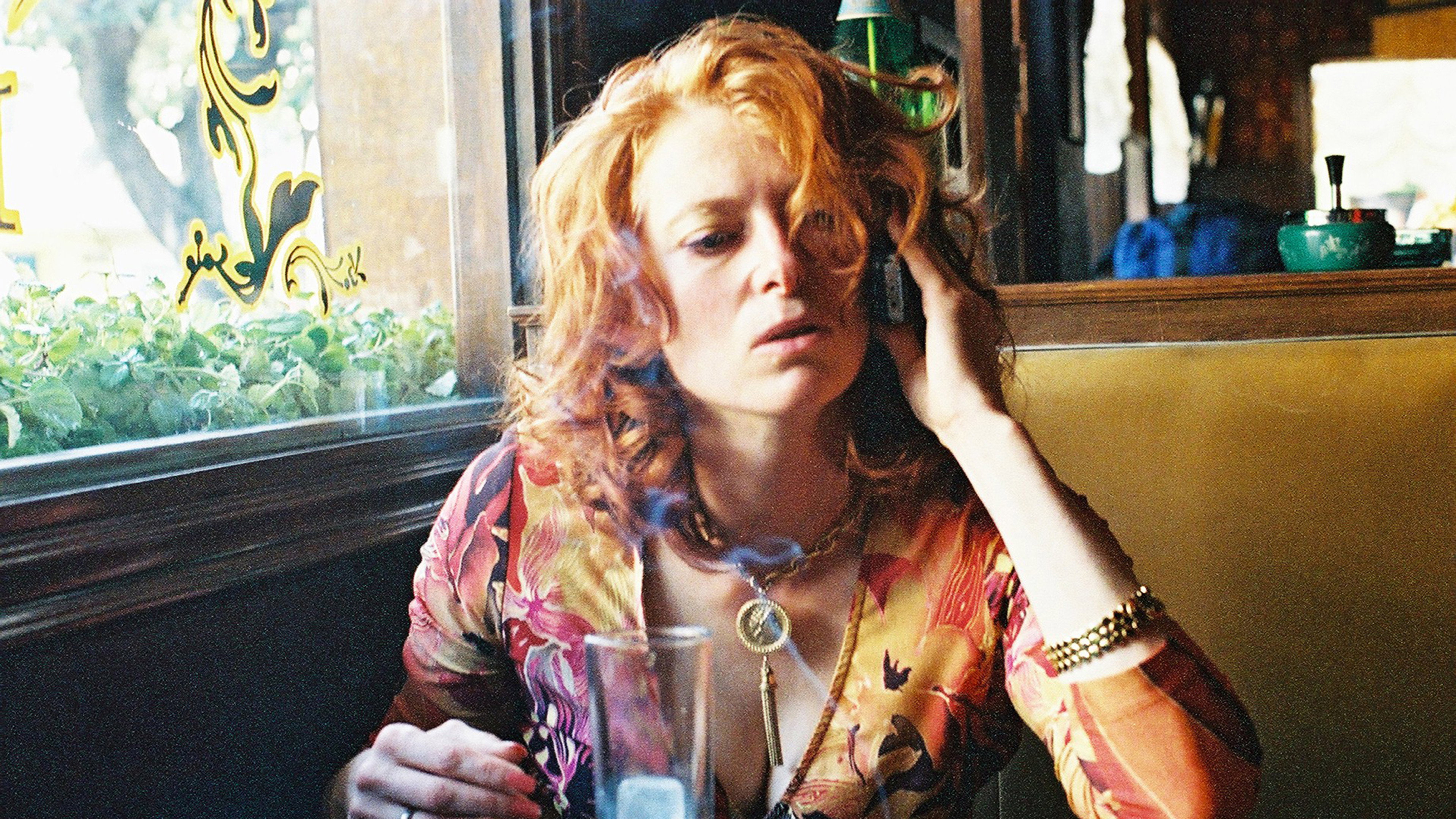Julia scene photo