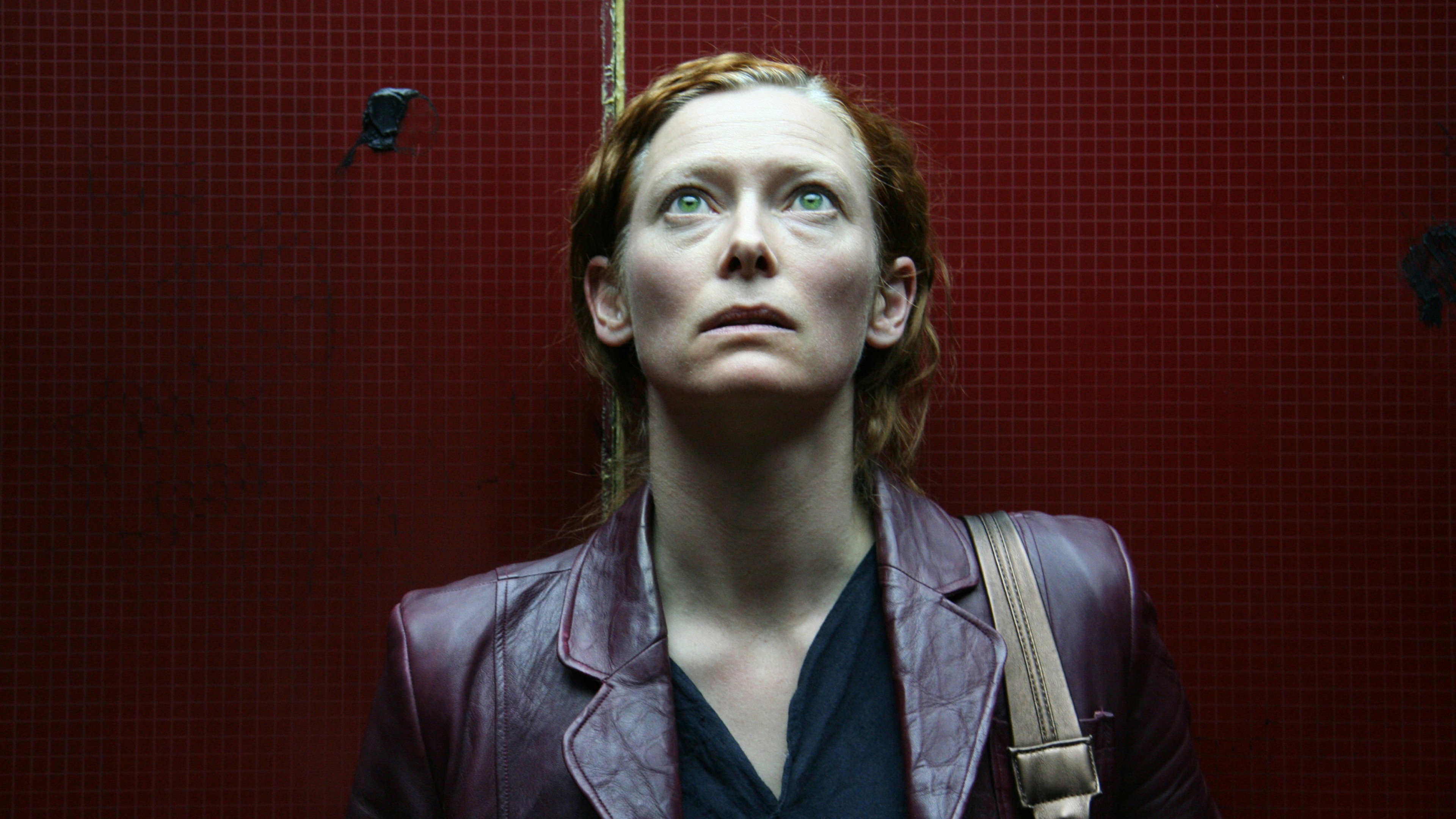 Julia scene photo