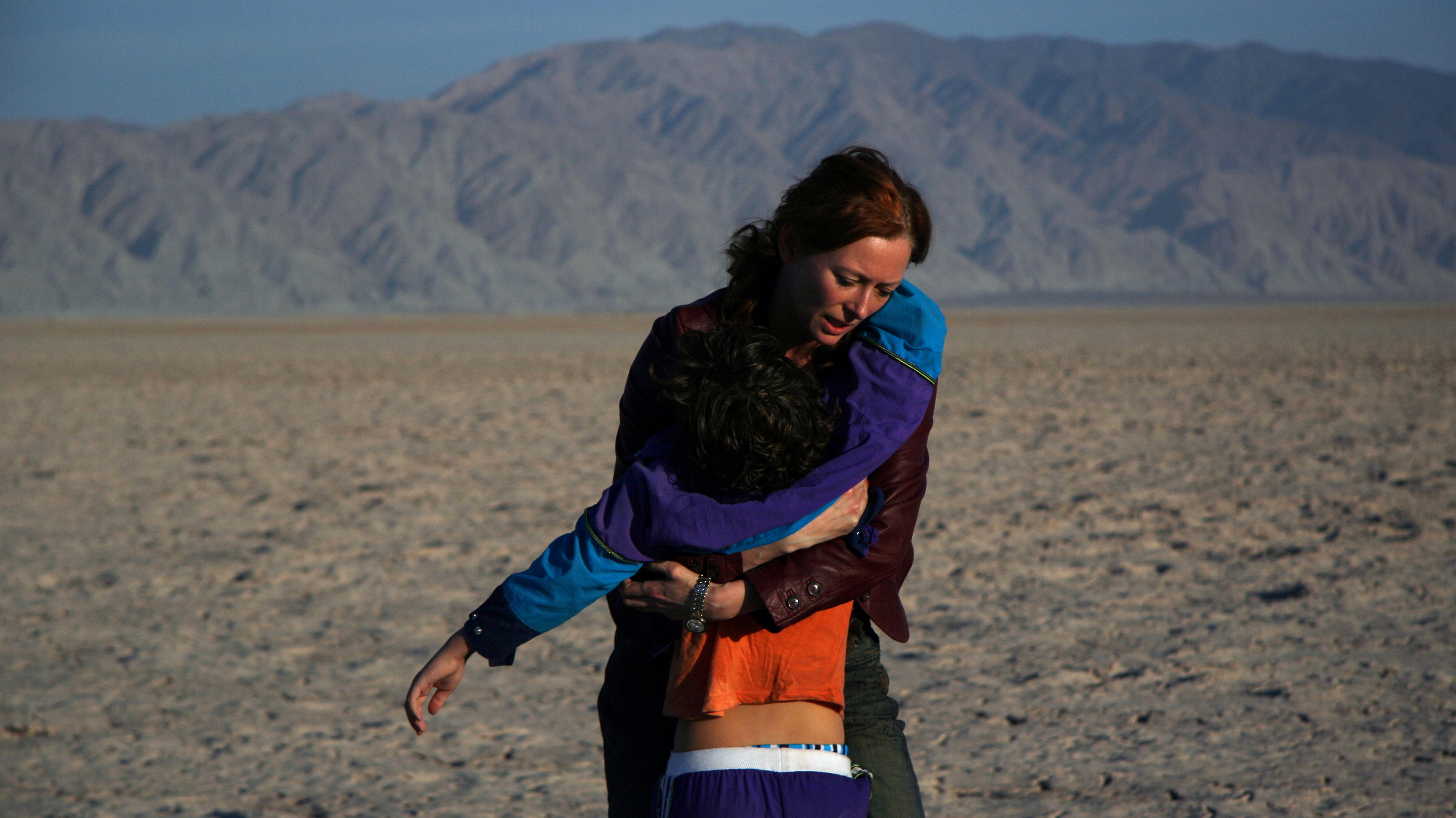 Julia scene photo