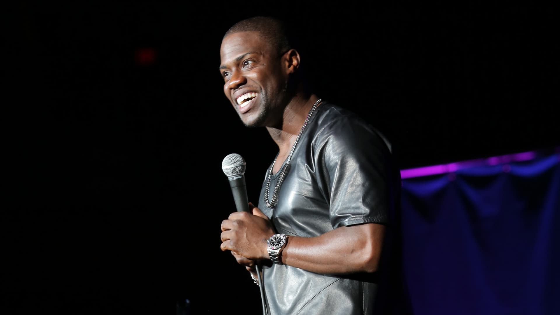 Kevin Hart: Let Me Explain scene photo