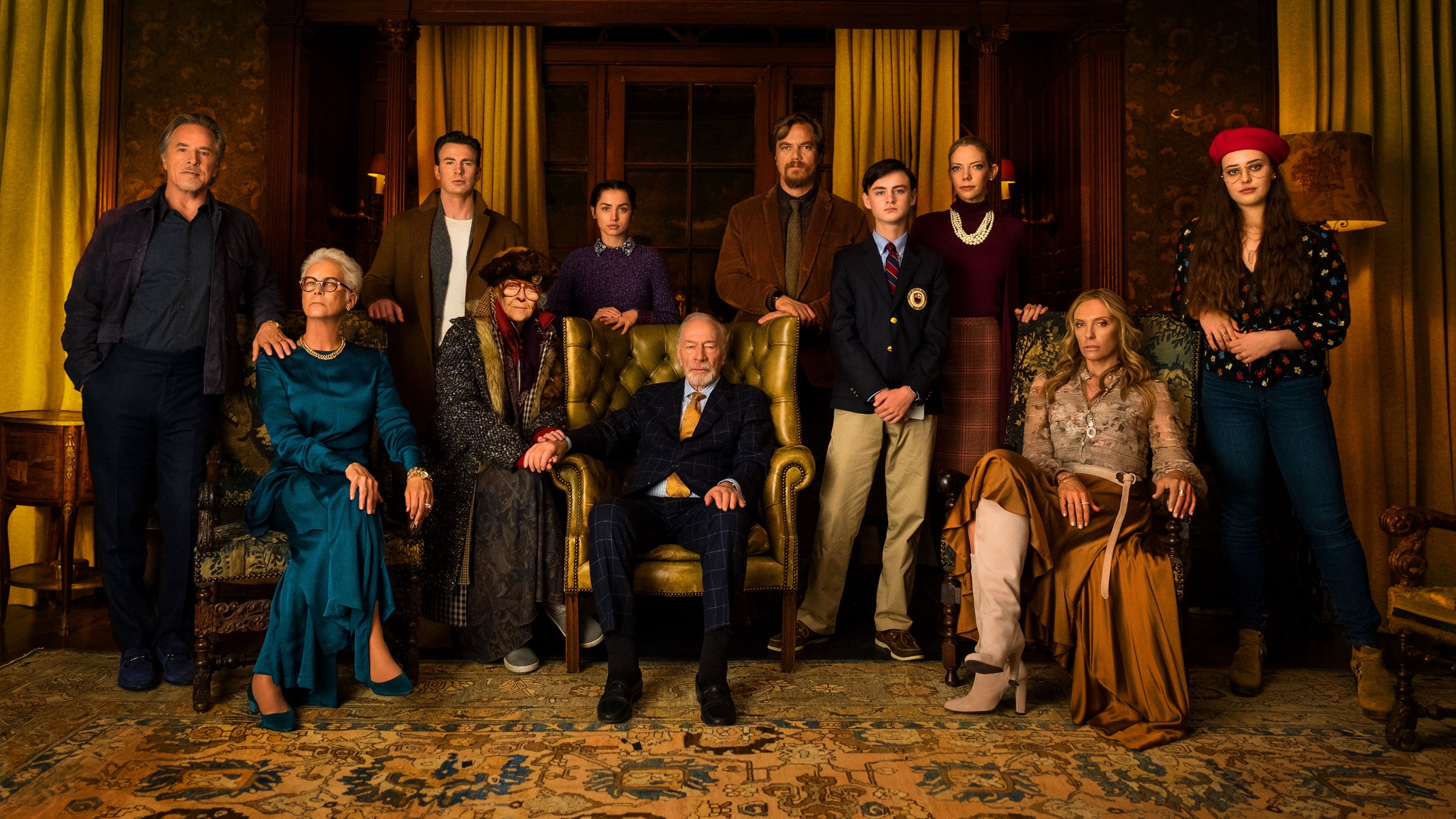 Knives Out scene photo