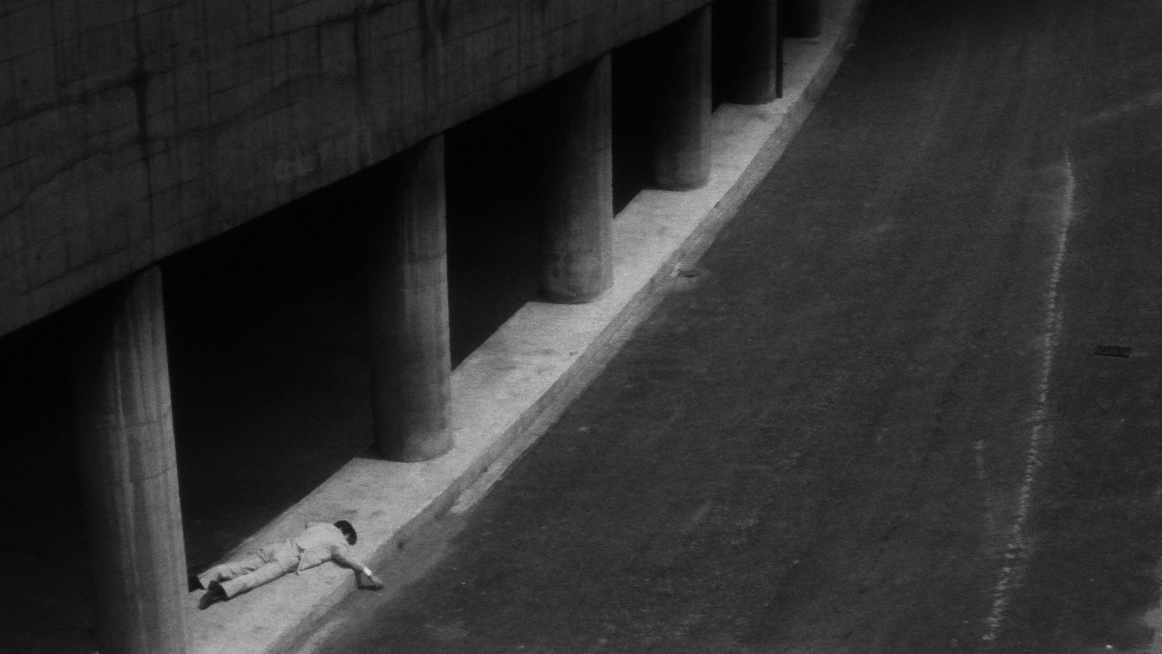 Koroshi no rakuin scene photo