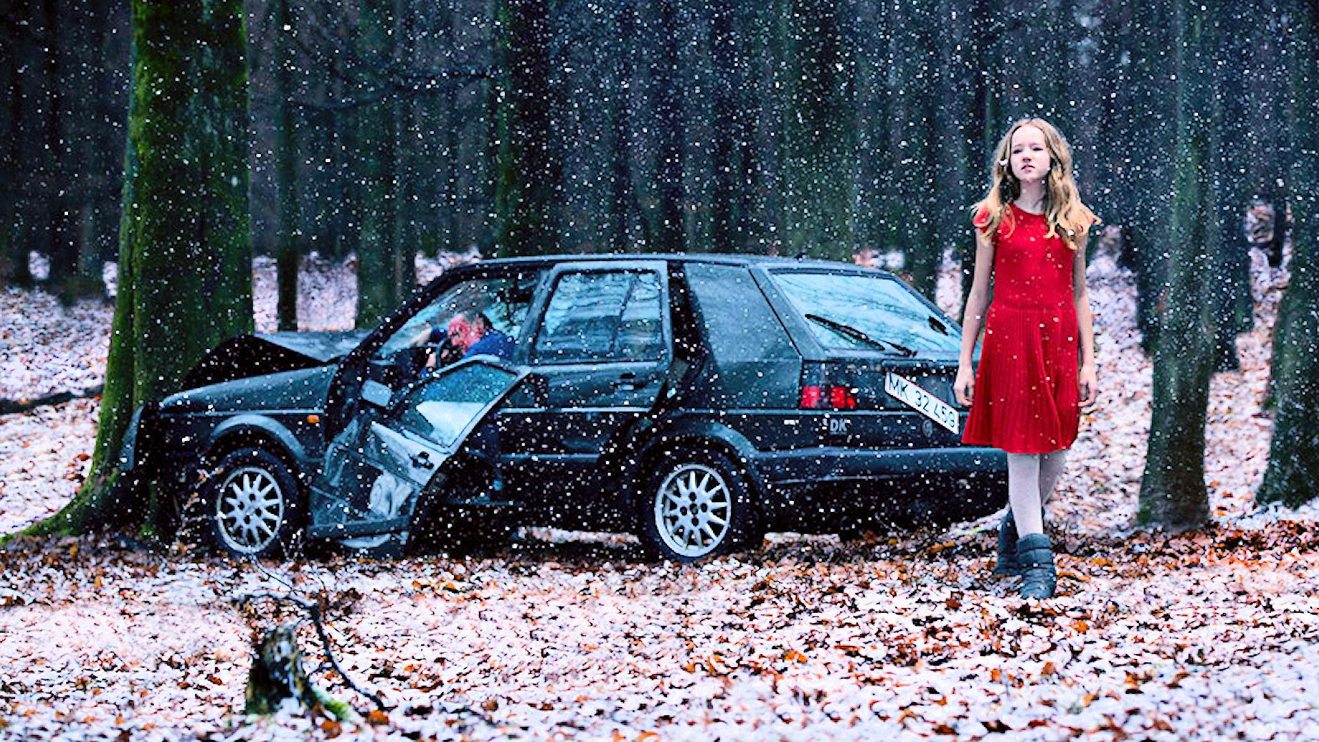 Kvinden i buret scene photo