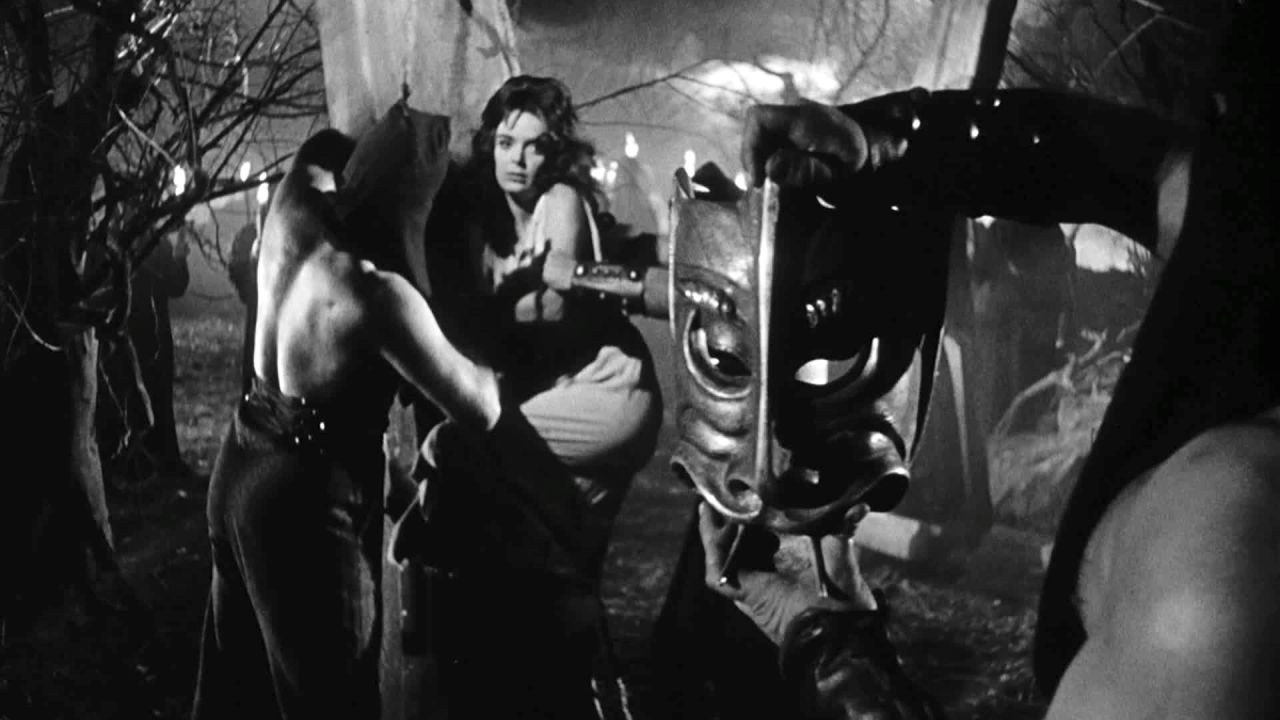 La maschera del demonio scene photo