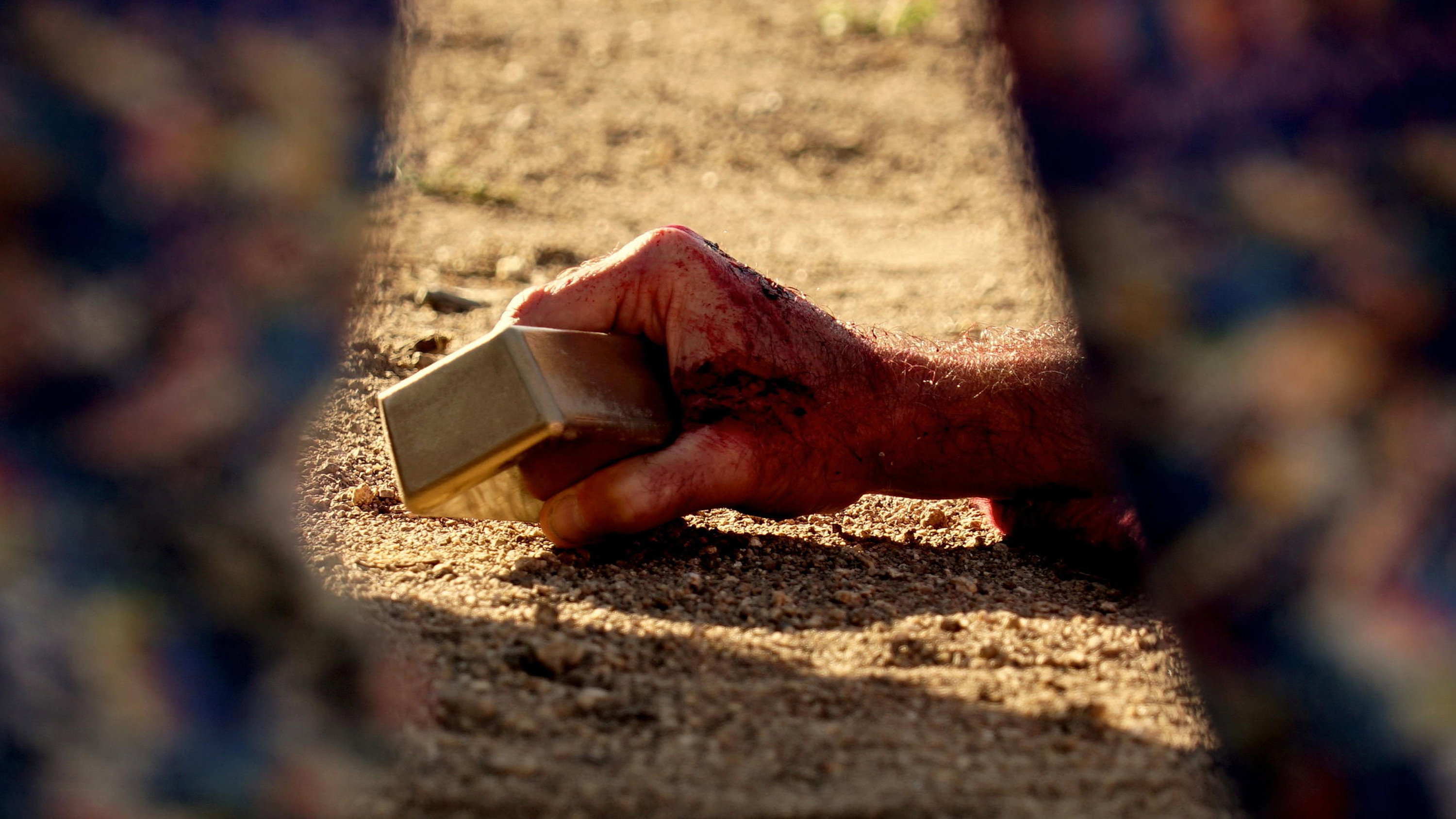 Laissez bronzer les cadavres scene photo