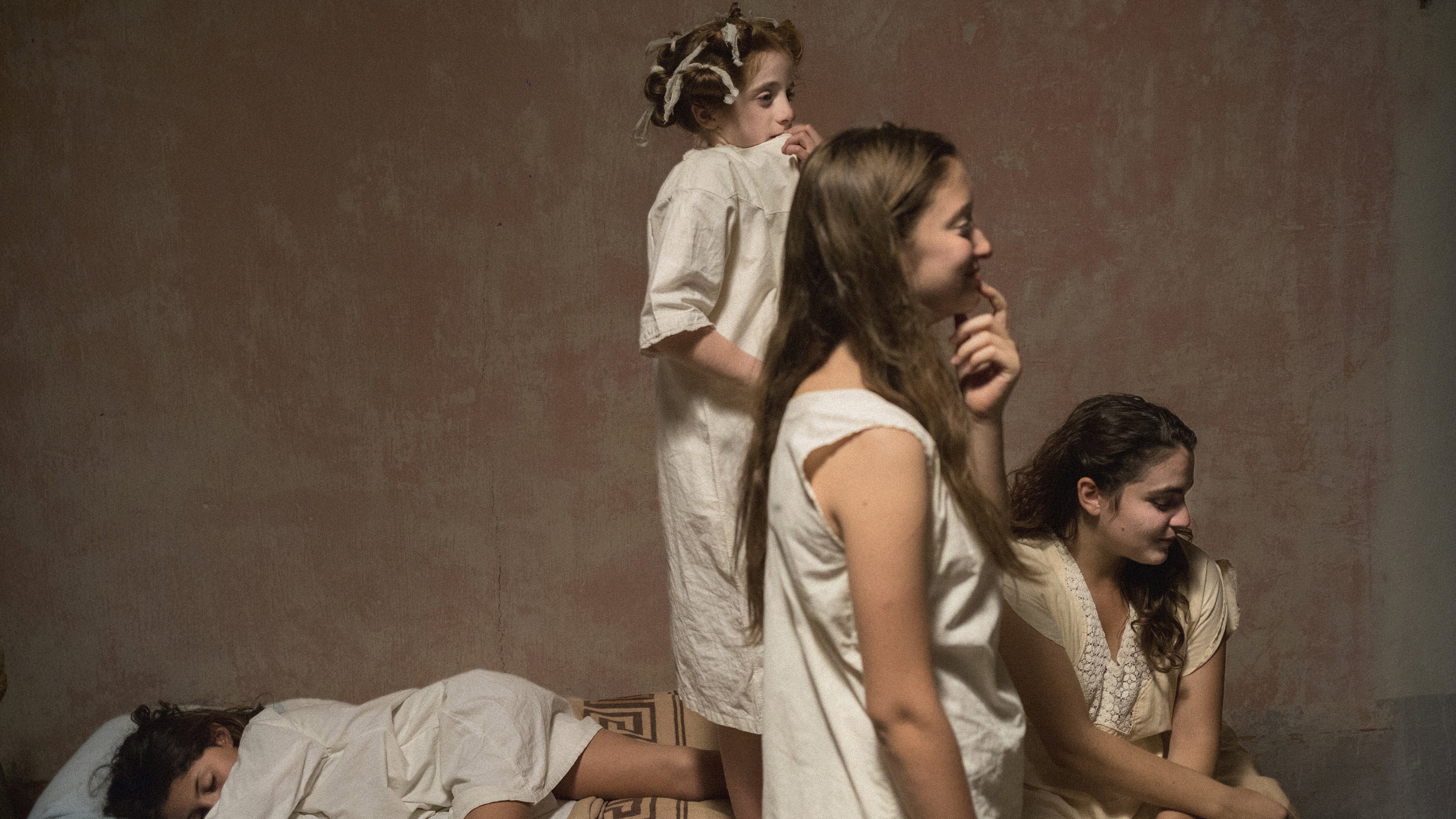 Lazzaro felice scene photo