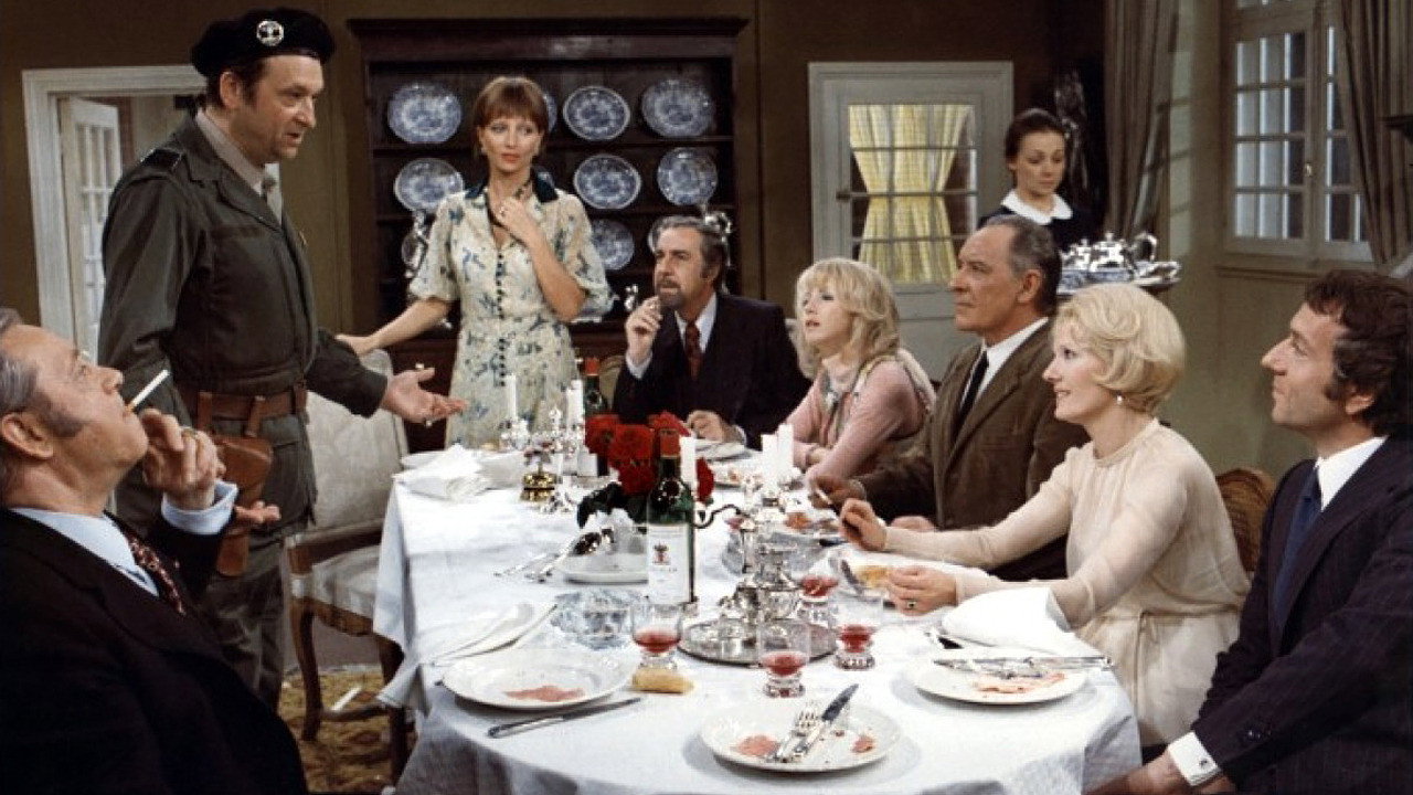 Le Charme discret de la bourgeoisie scene photo