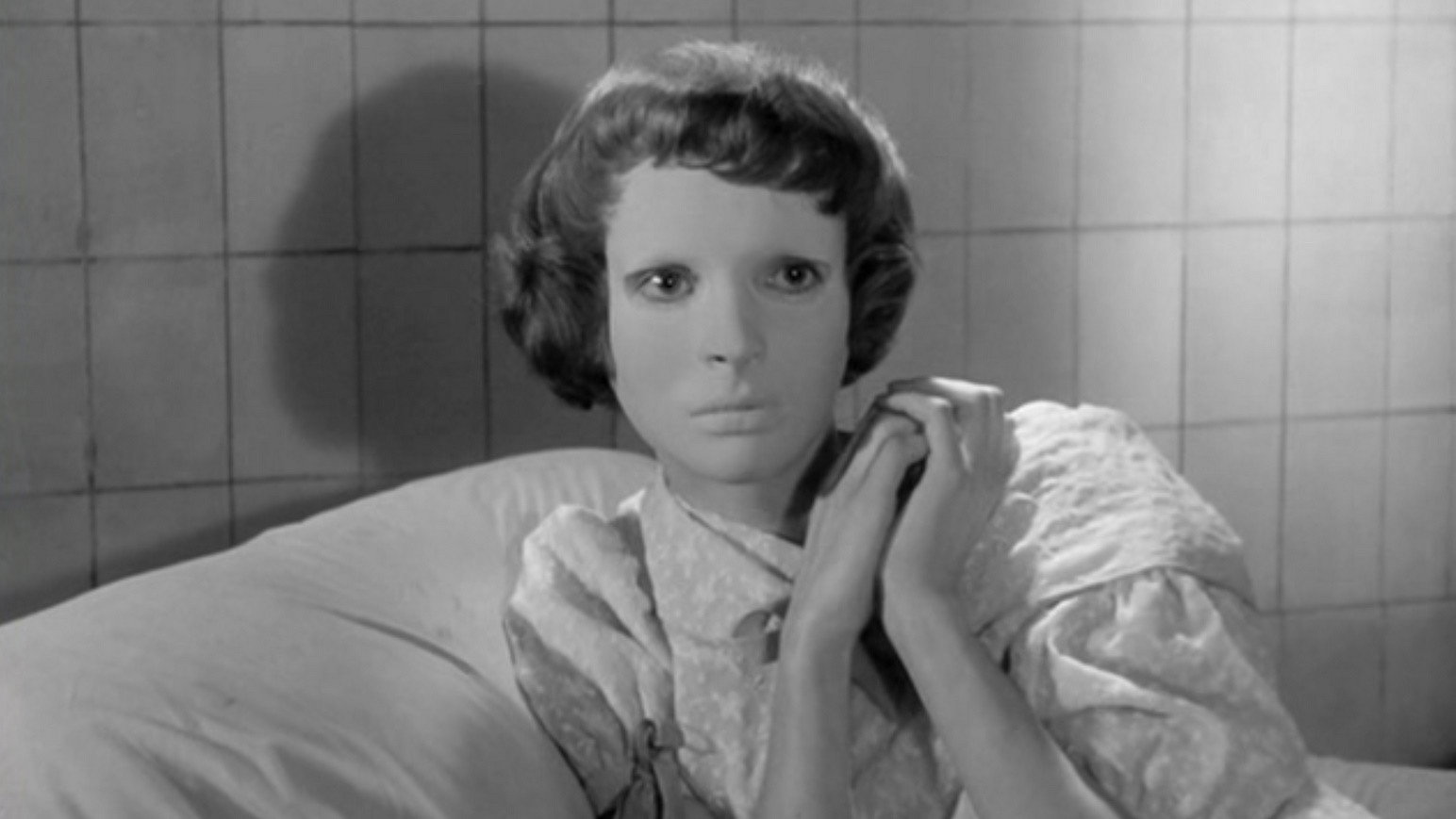 Les yeux sans visage scene photo