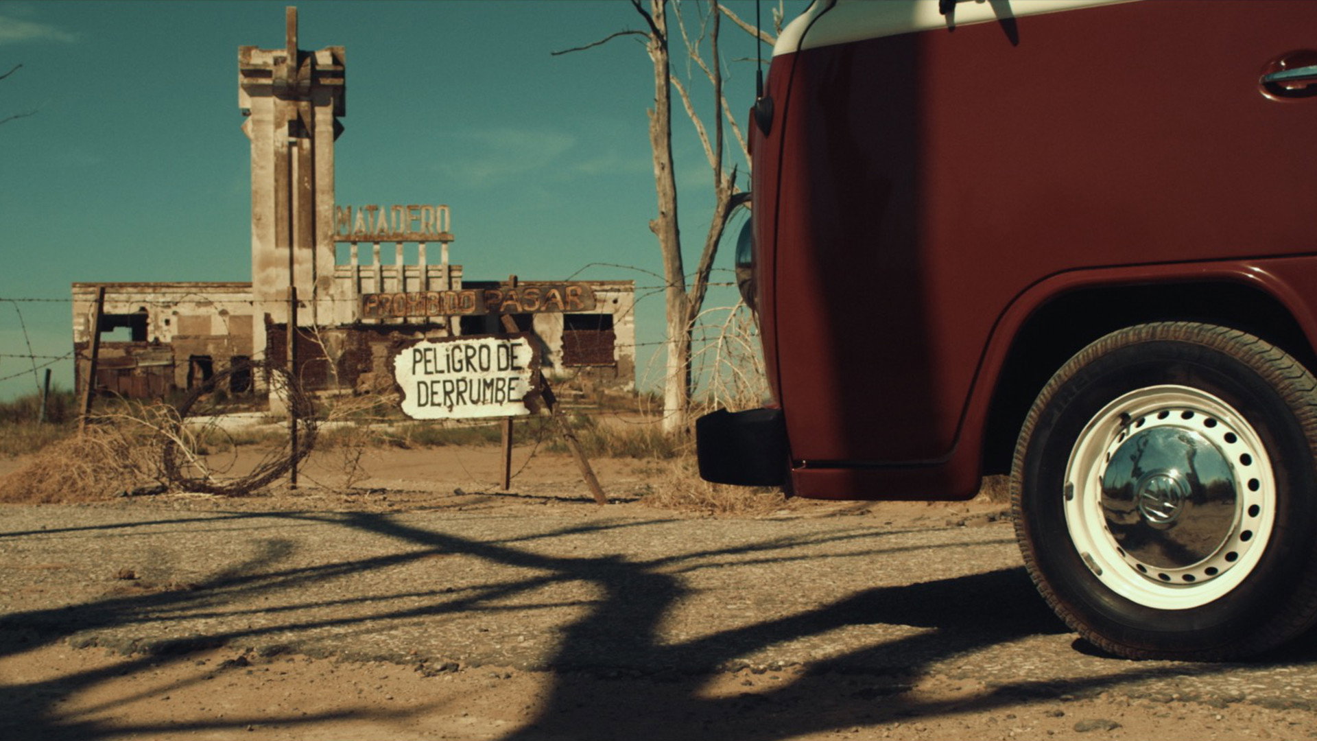 Los olvidados scene photo