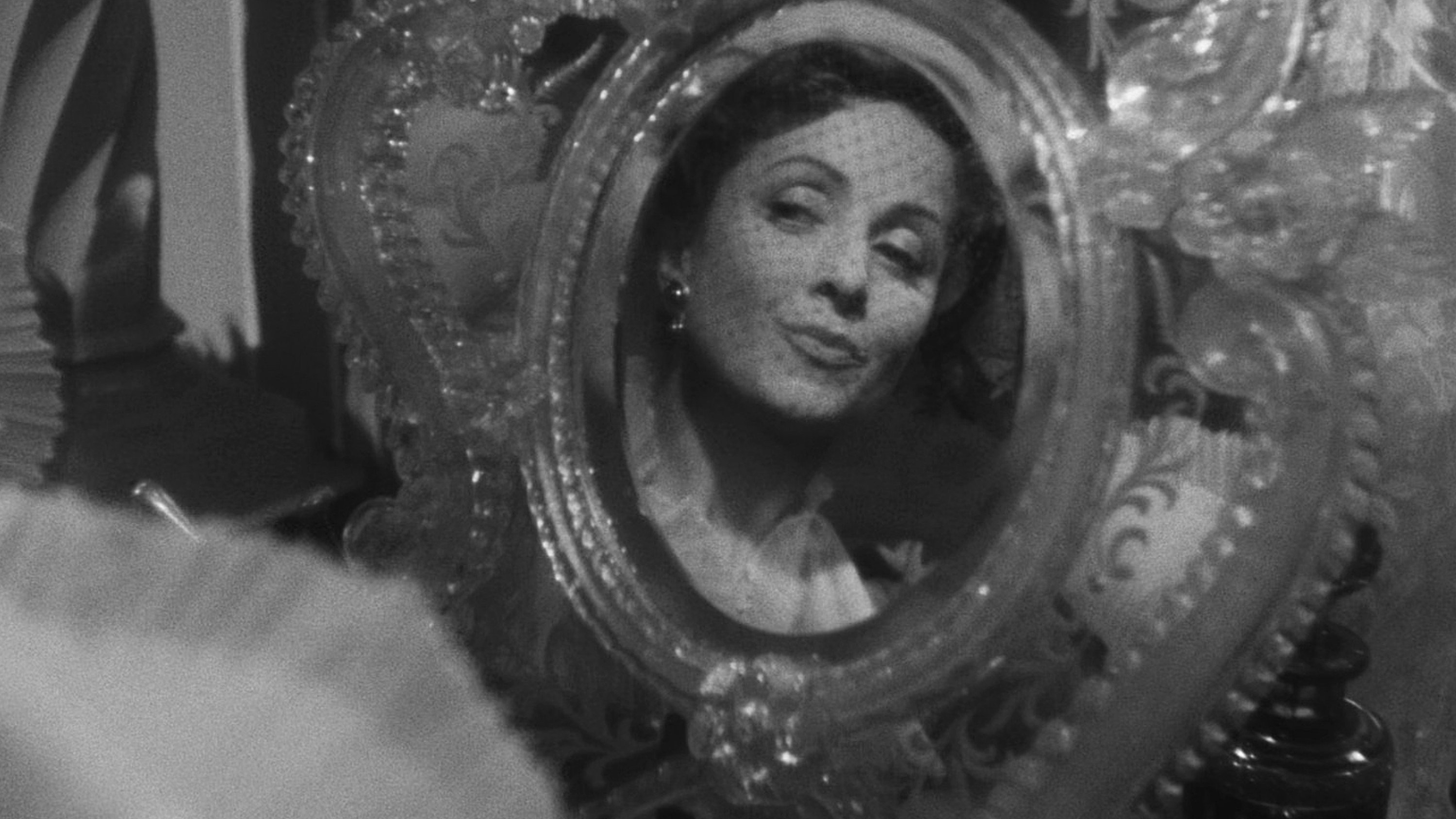 Madame de... scene photo