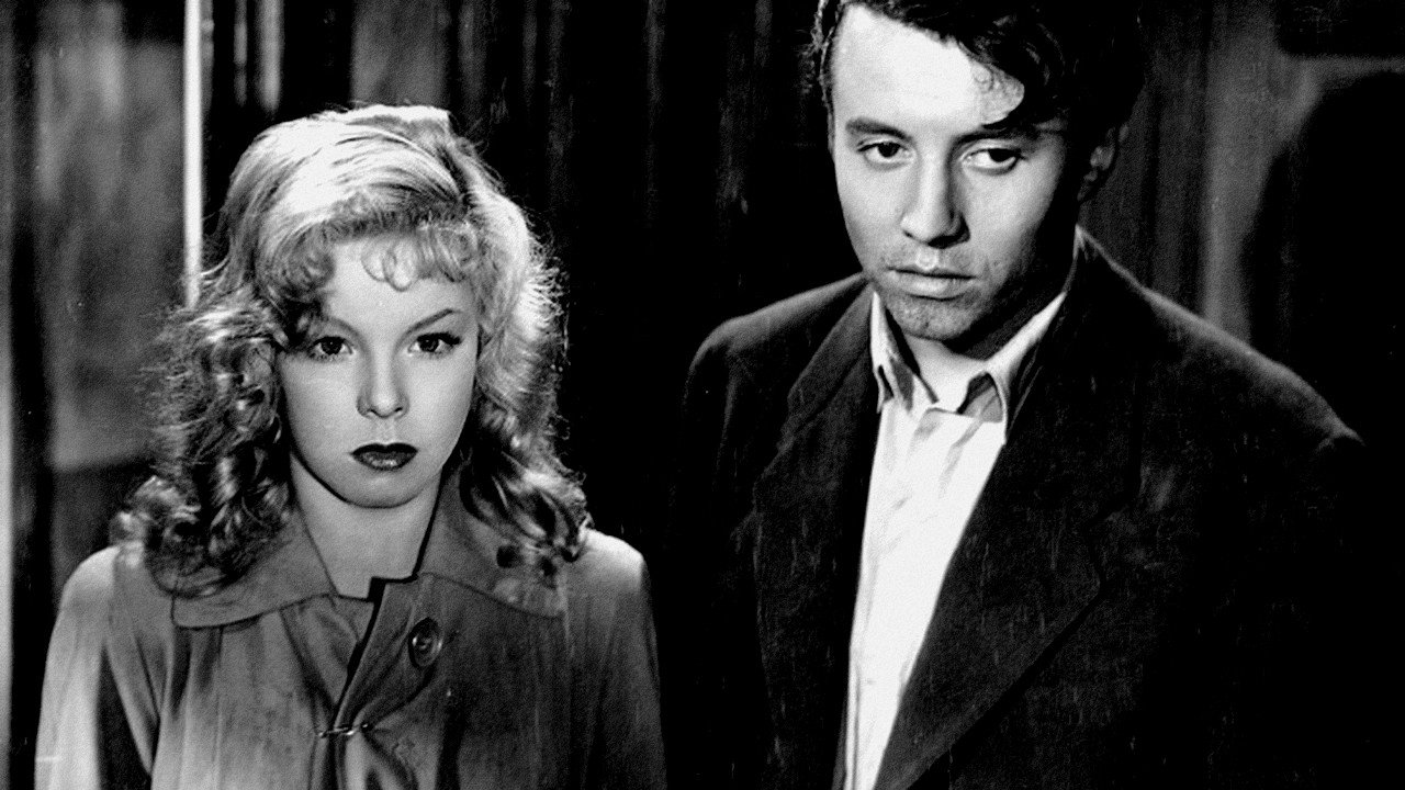 Manon scene photo