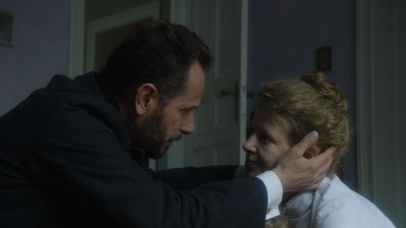 Marie Curie scene photo