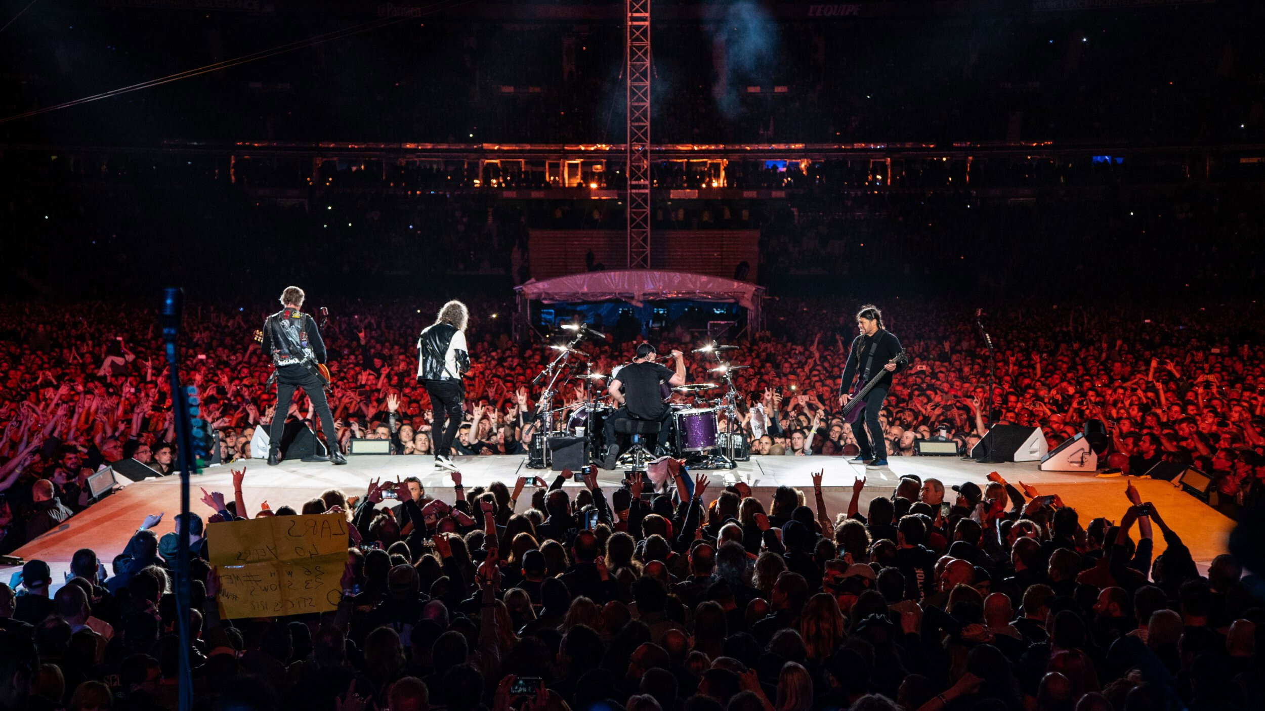 Metallica & San Francisco Symphony - S&M2 scene photo