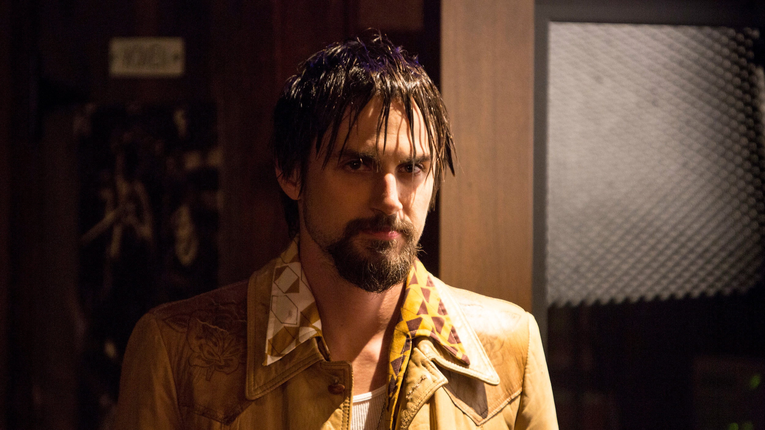 MiddleMan scene photo