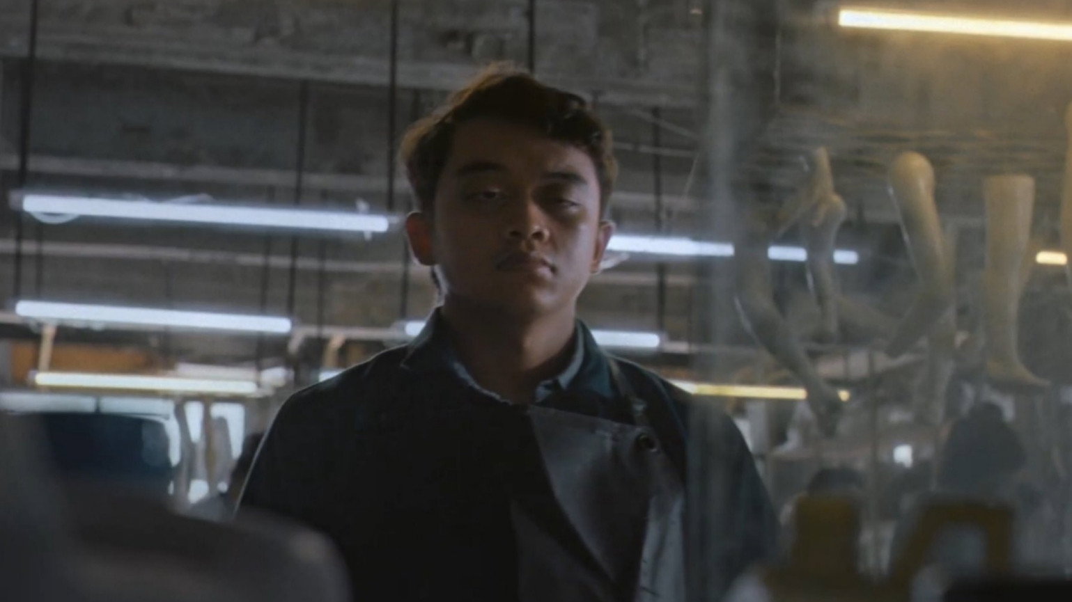 Monster Pabrik Rambut scene photo